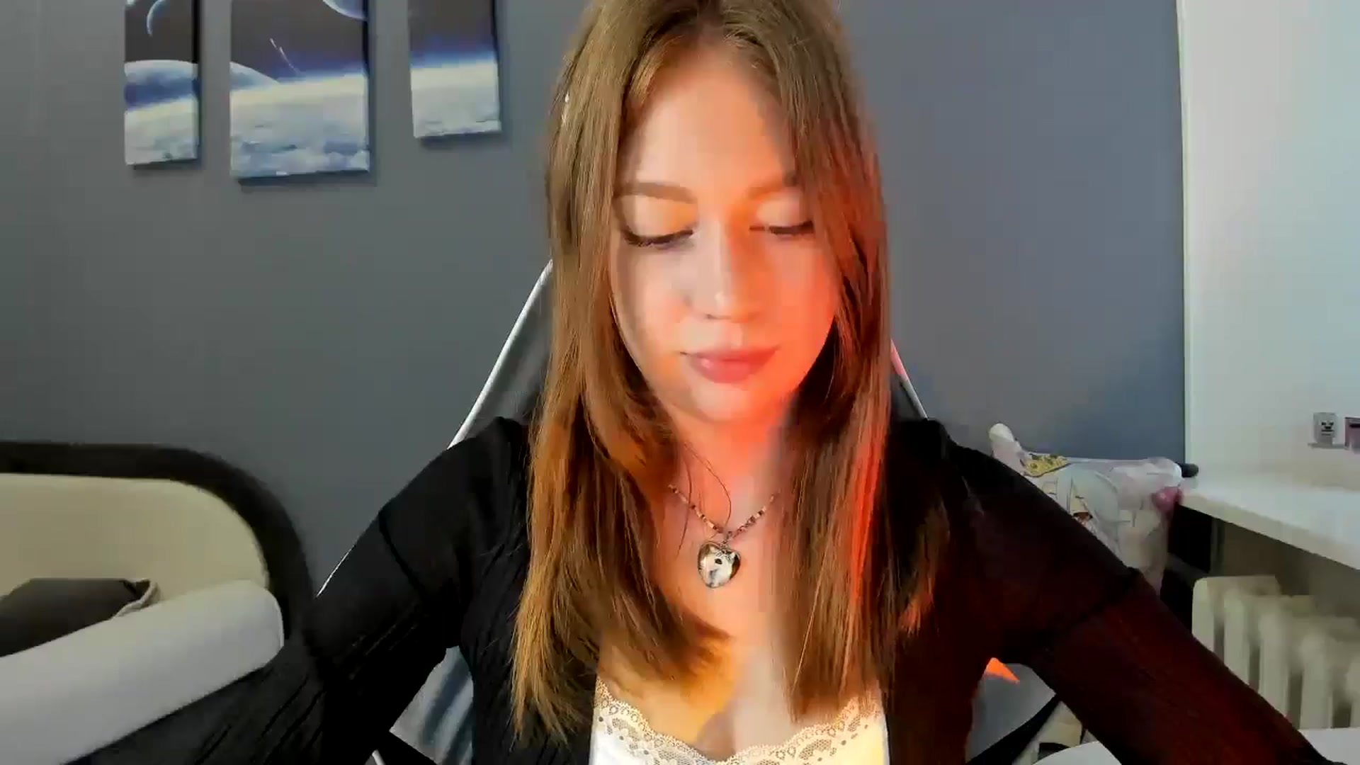 Gallery image thumbnail from RoboSasha's myfreecams stream on, 06/22/2025, 09:07 image 17 of 20