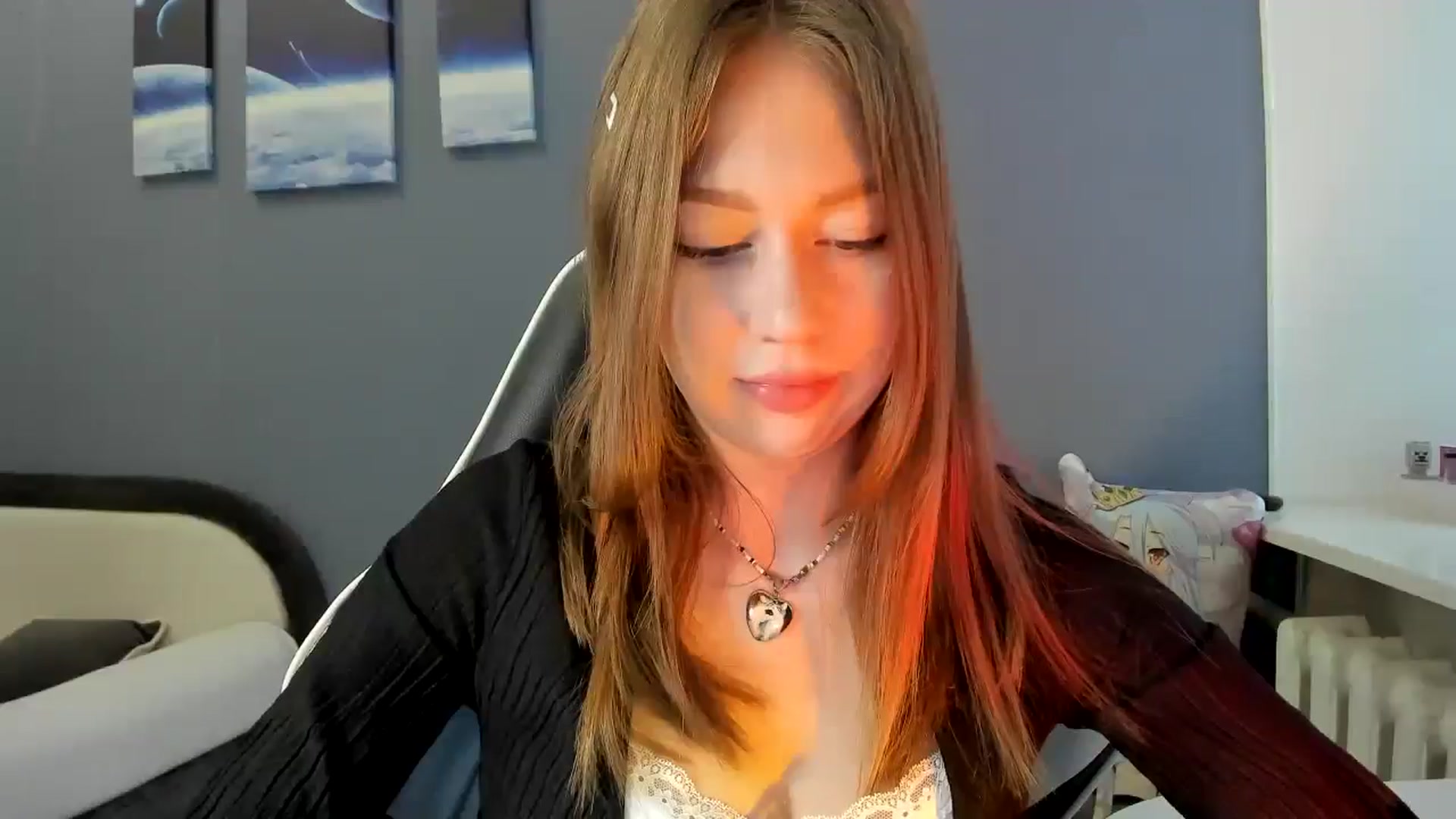 Gallery image thumbnail from RoboSasha's myfreecams stream on, 06/22/2025, 09:07 image 15 of 20
