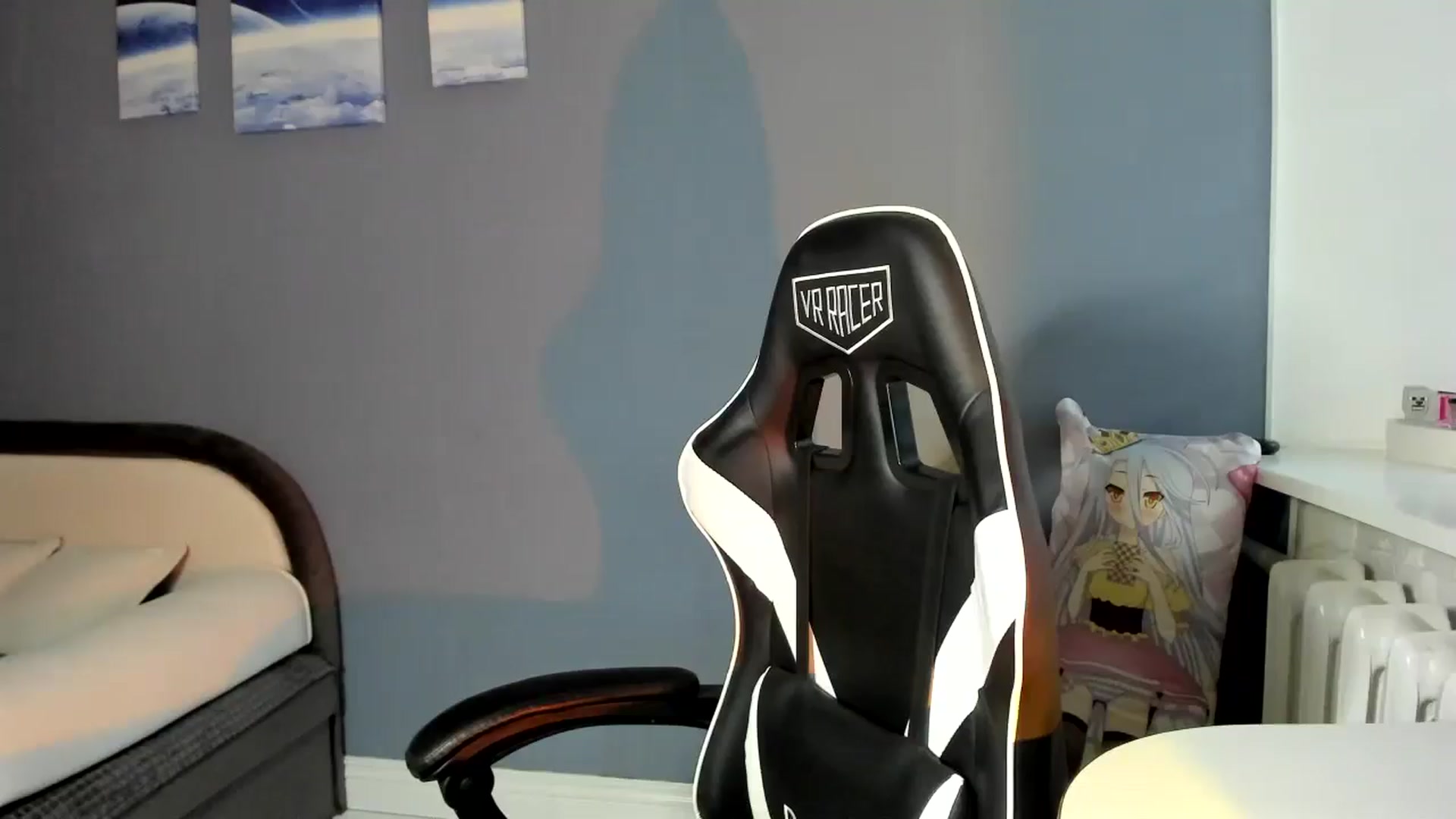 Gallery image thumbnail from RoboSasha's myfreecams stream on, 06/23/2025, 18:23 image 12 of 20