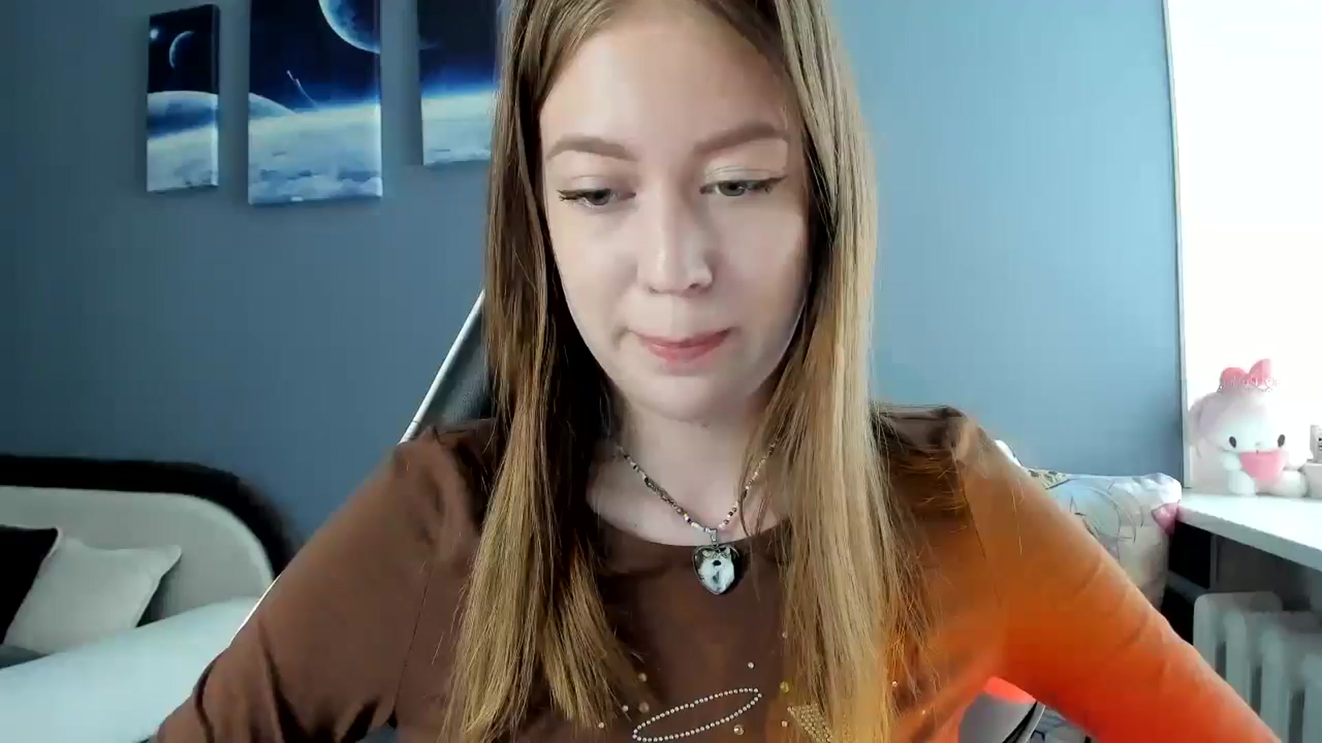 Gallery image thumbnail from RoboSasha's myfreecams stream on, 06/25/2025, 12:50 image 16 of 20