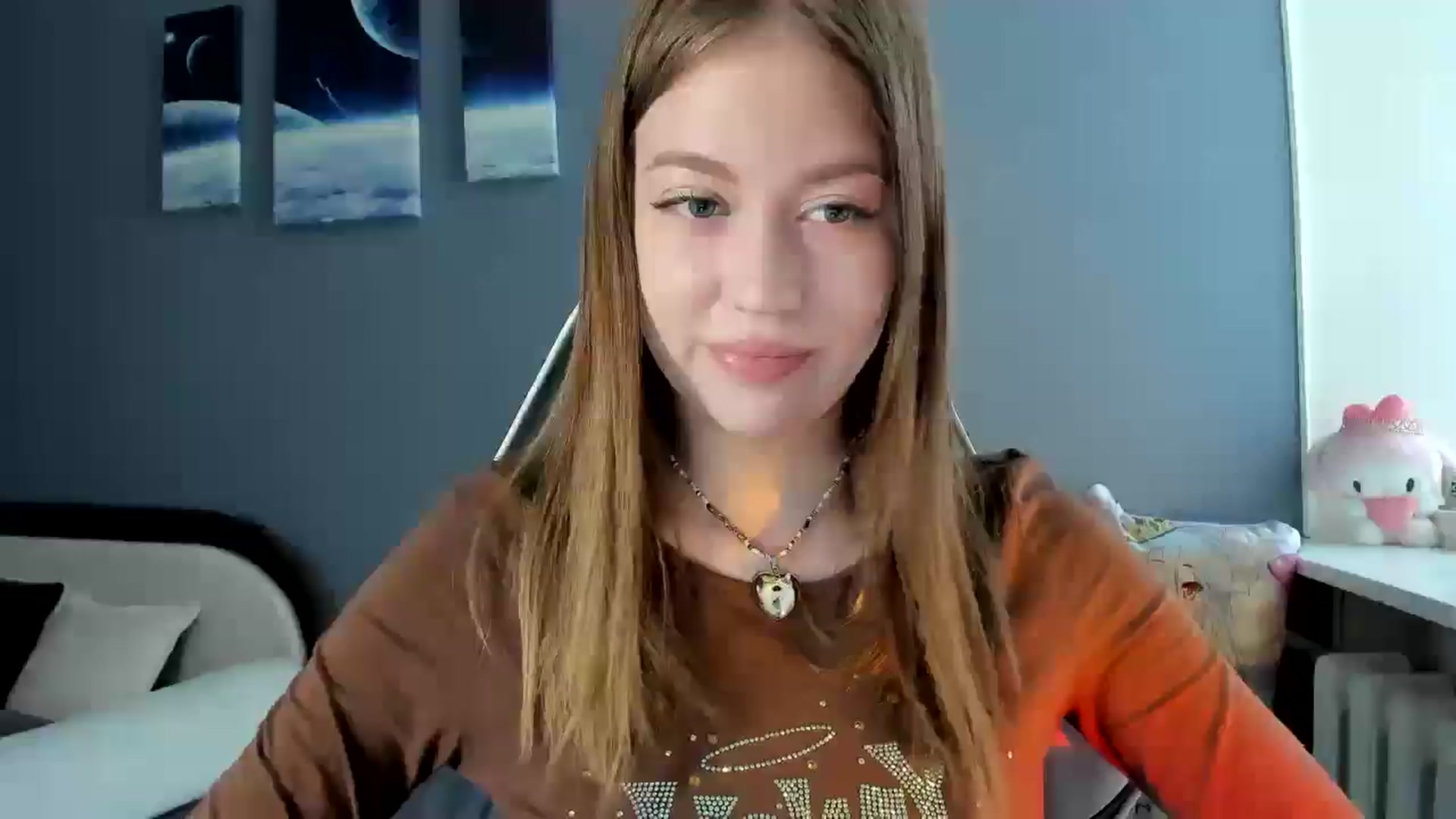 Gallery image thumbnail from RoboSasha's myfreecams stream on, 06/25/2025, 12:50 image 2 of 20