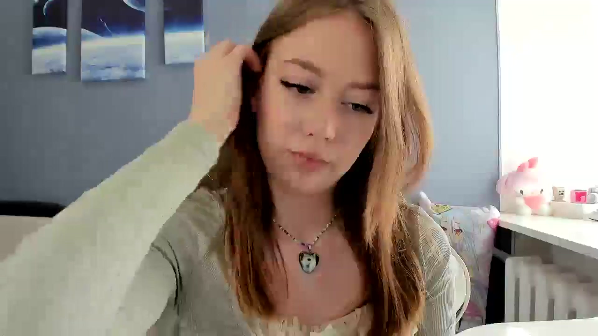 Gallery image thumbnail from RoboSasha's myfreecams stream on, 06/26/2025, 13:45 image 17 of 20