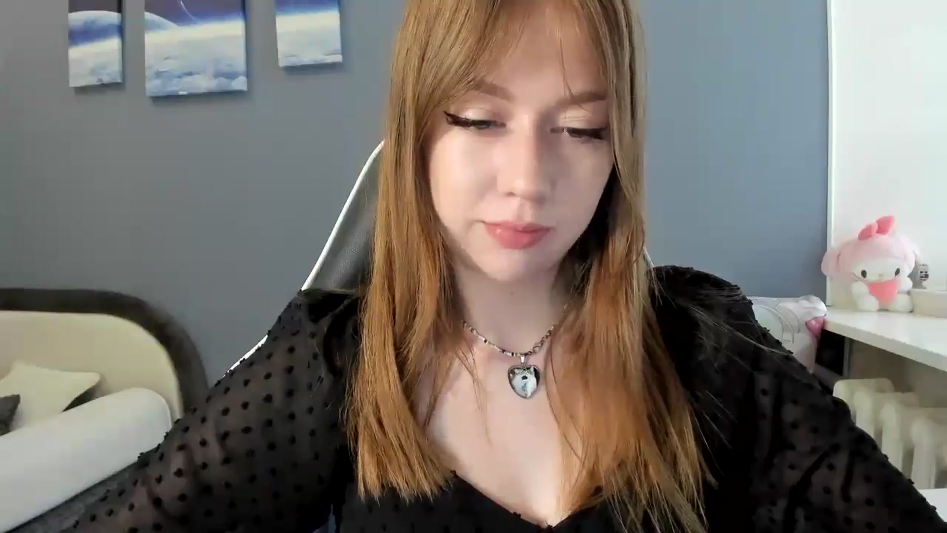 Gallery image thumbnail from RoboSasha's myfreecams stream on, 06/27/2025, 11:24 image 14 of 20