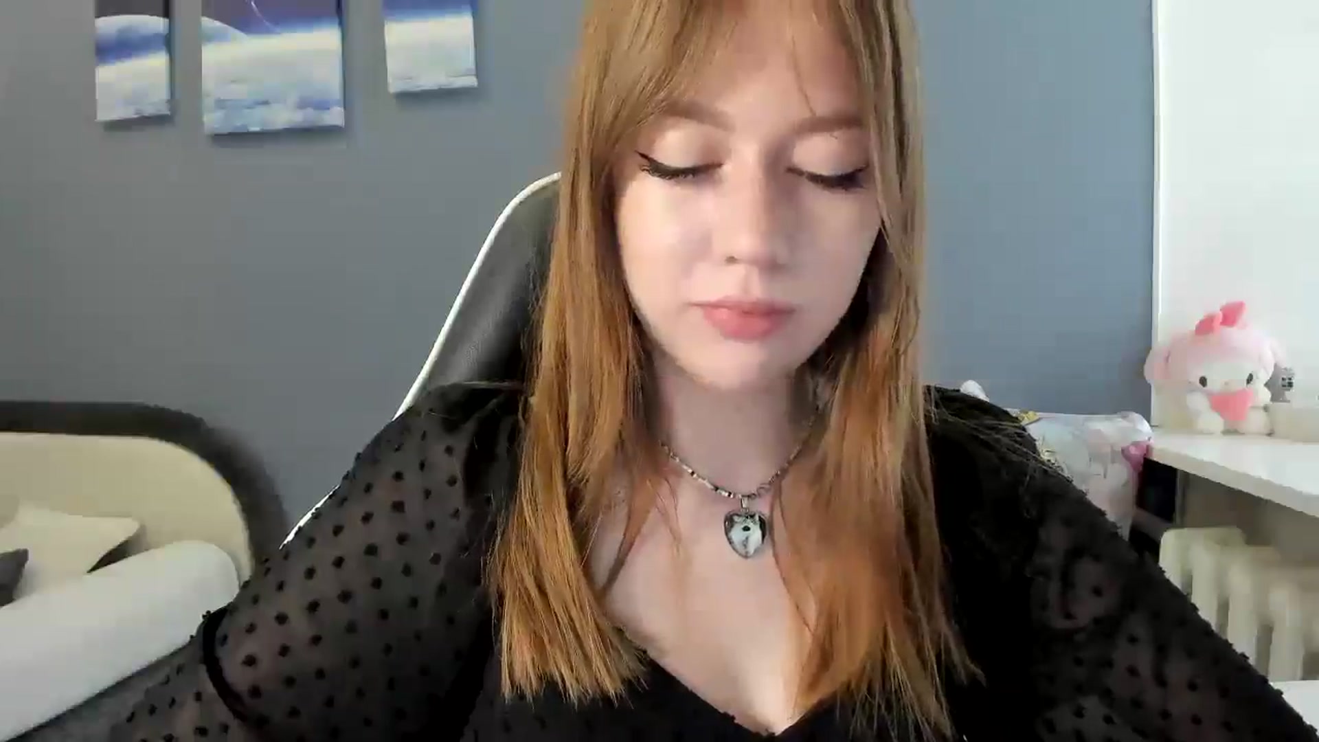 Gallery image thumbnail from RoboSasha's myfreecams stream on, 06/27/2025, 11:24 image 9 of 20