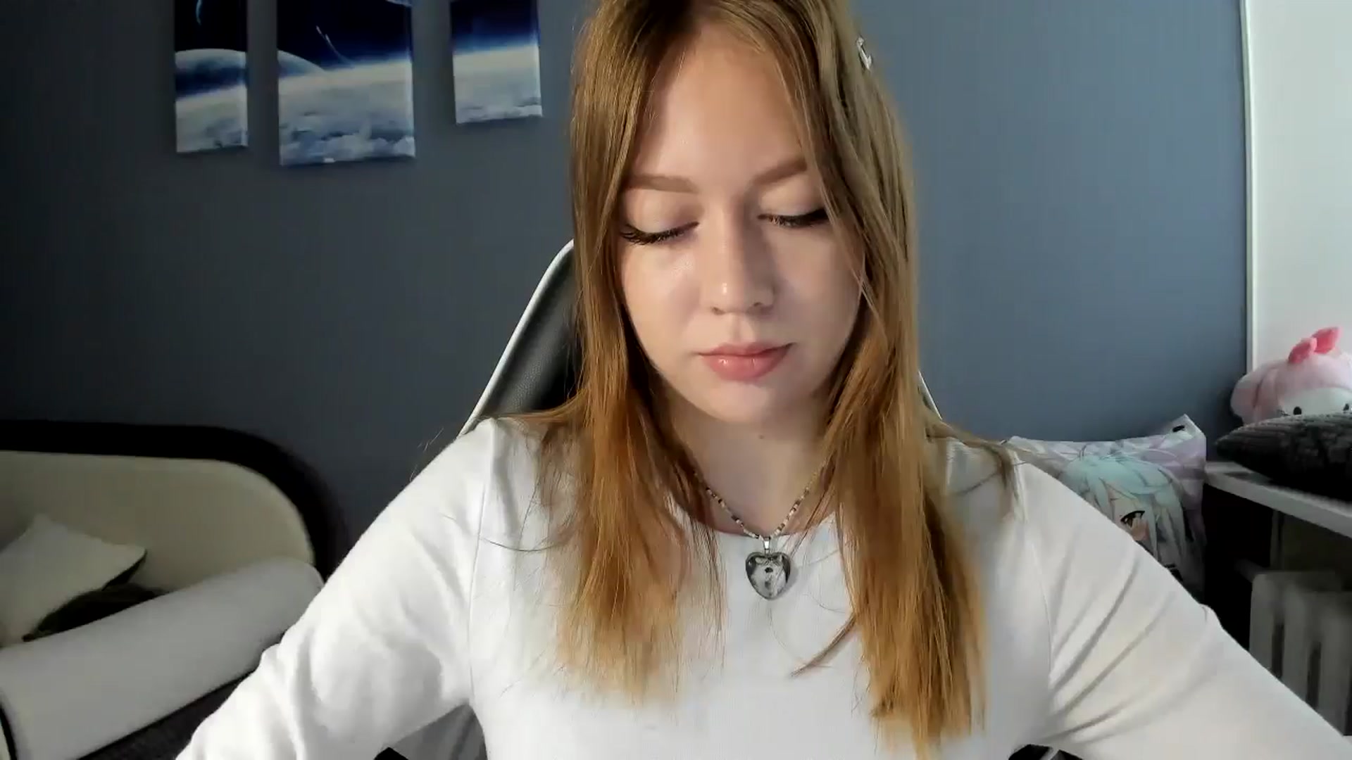 Gallery image thumbnail from RoboSasha's myfreecams stream on, 06/30/2025, 12:05 image 15 of 20