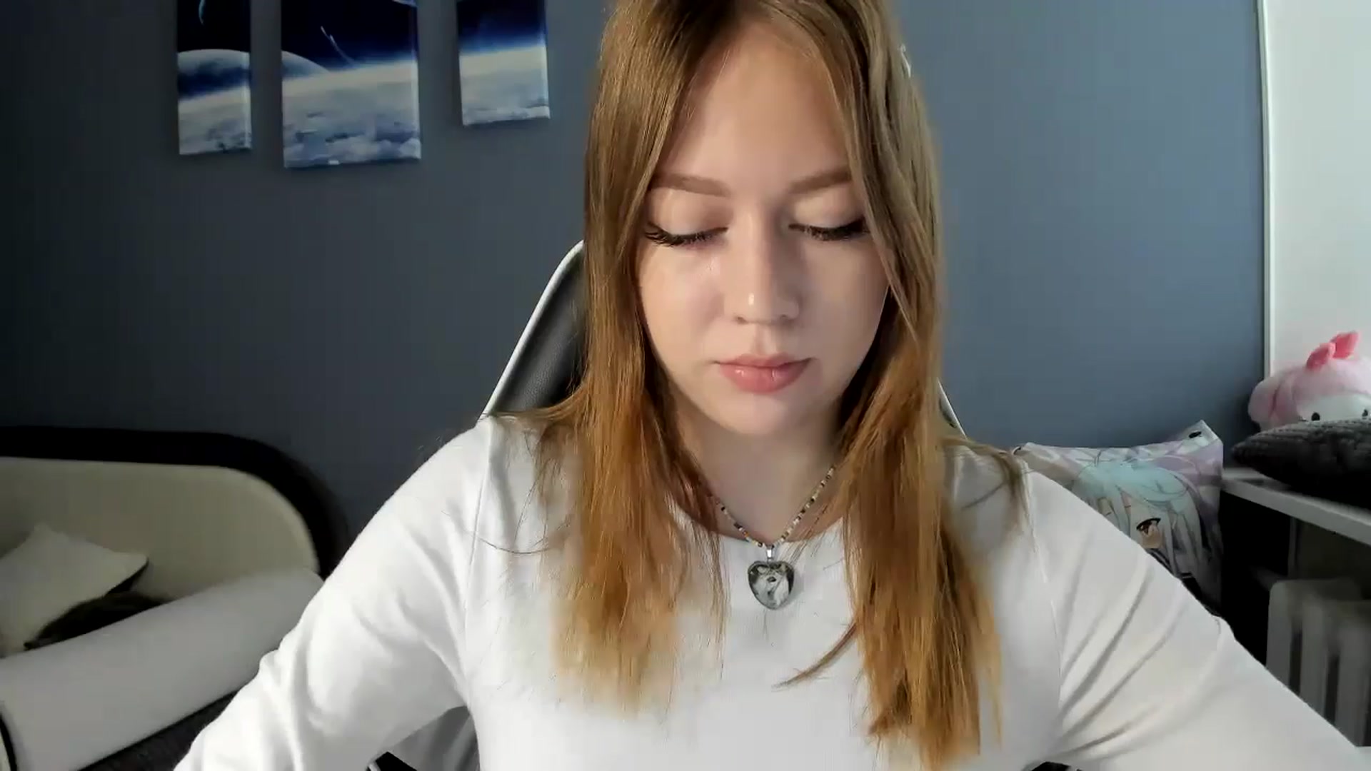 Gallery image thumbnail from RoboSasha's myfreecams stream on, 06/30/2025, 12:05 image 13 of 20
