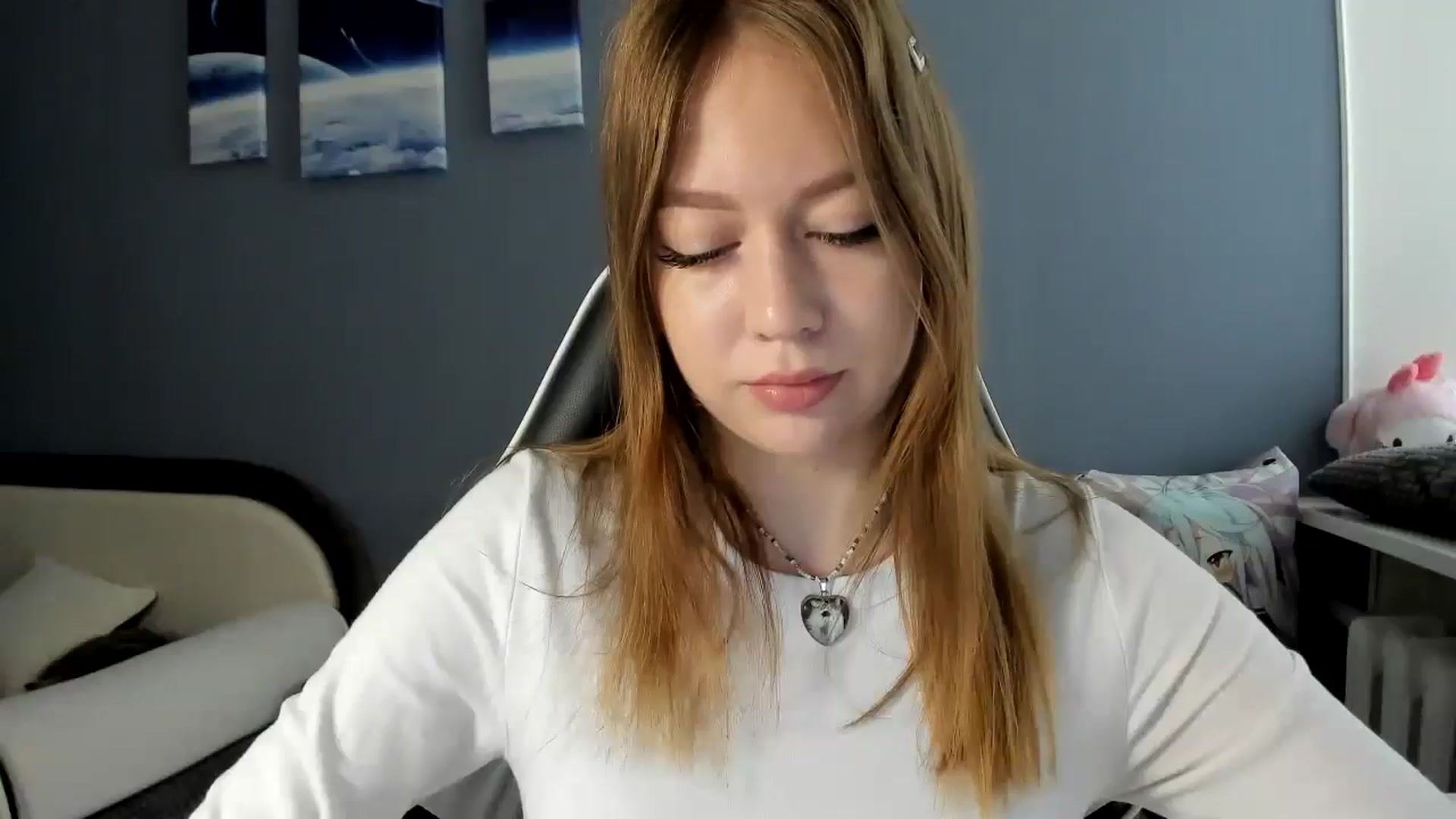 Gallery image thumbnail from RoboSasha's myfreecams stream on, 06/30/2025, 12:05 image 14 of 20