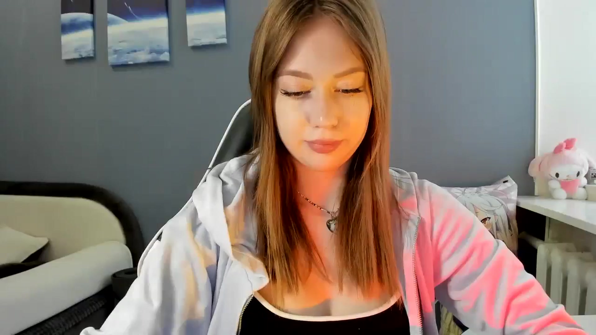 Gallery image thumbnail from RoboSasha's myfreecams stream on, 07/03/2025, 12:39 image 13 of 20