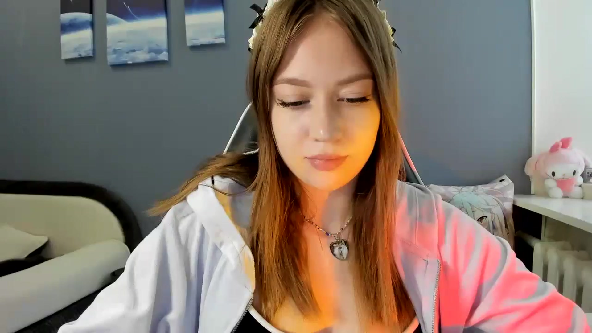 Gallery image thumbnail from RoboSasha's myfreecams stream on, 07/03/2025, 12:39 image 8 of 20