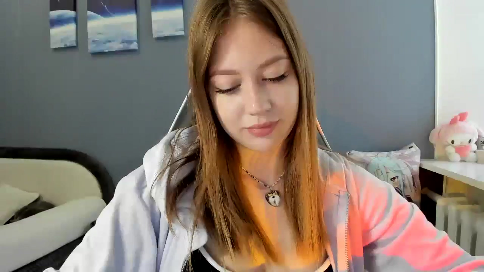Gallery image thumbnail from RoboSasha's myfreecams stream on, 07/03/2025, 12:39 image 17 of 20
