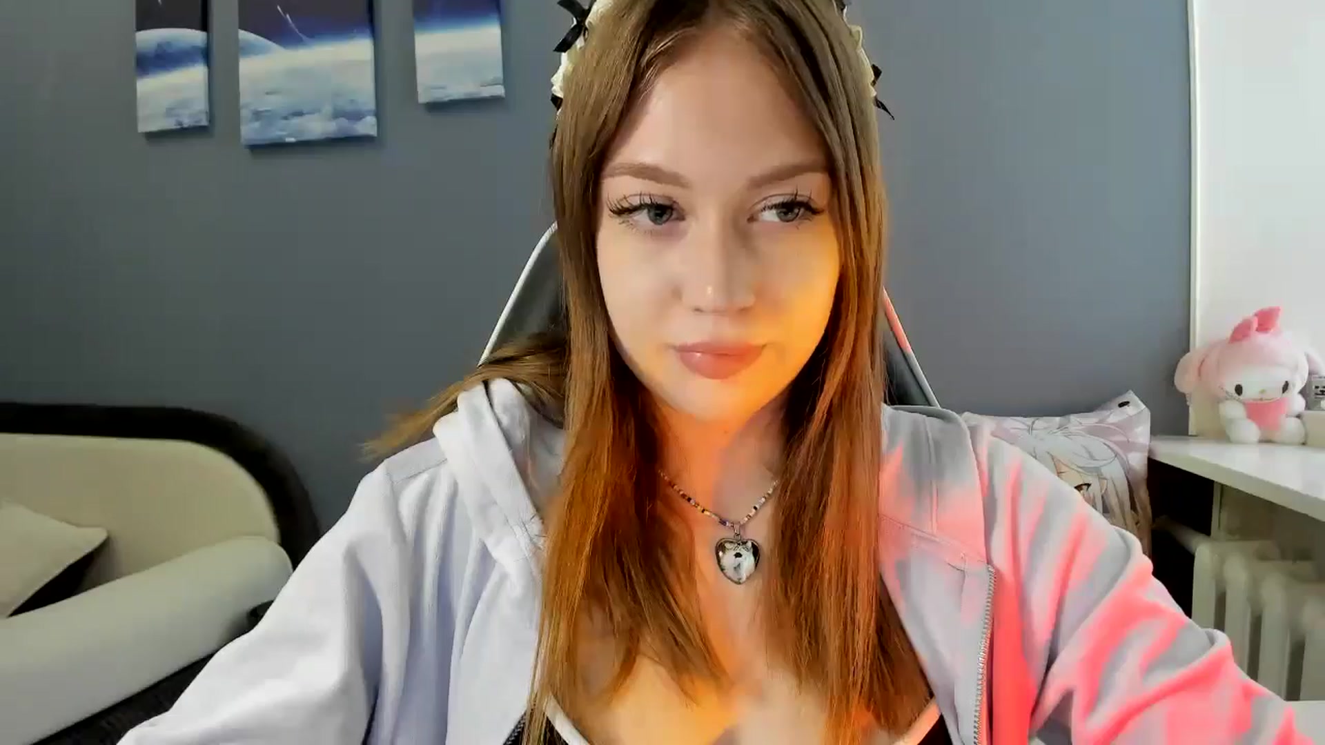 Gallery image thumbnail from RoboSasha's myfreecams stream on, 07/03/2025, 12:39 image 5 of 20