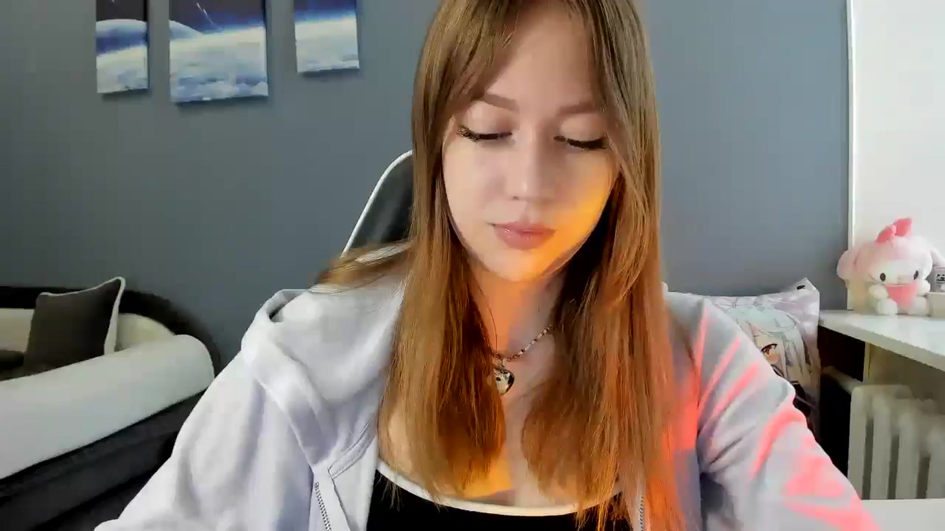 Gallery image thumbnail from RoboSasha's myfreecams stream on, 07/04/2025, 13:14 image 7 of 20