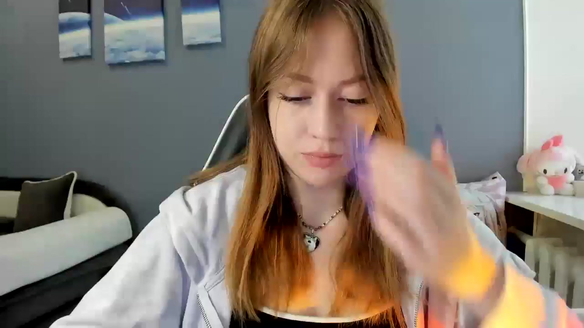 Gallery image thumbnail from RoboSasha's myfreecams stream on, 07/04/2025, 13:14 image 1 of 20