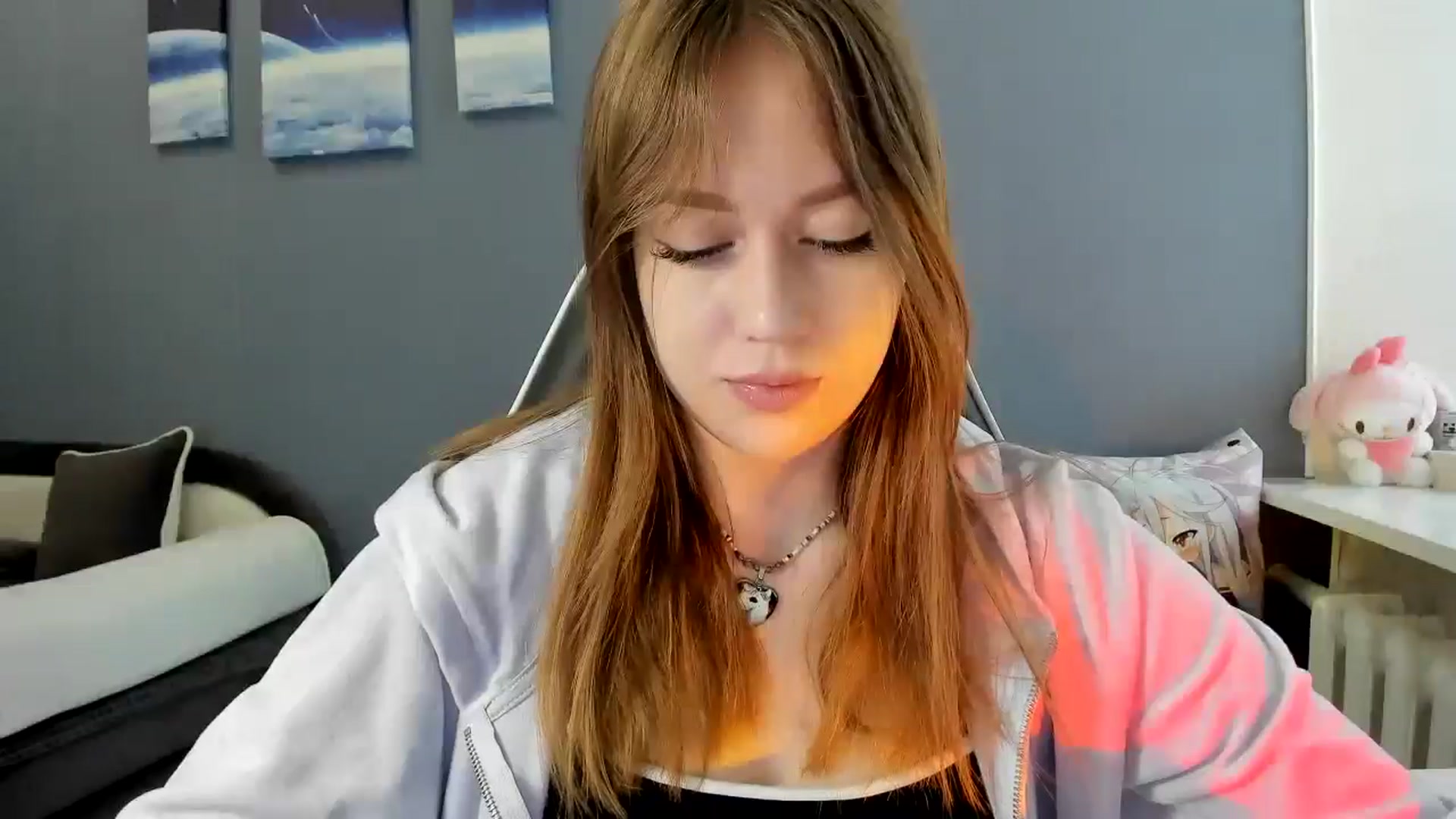Gallery image thumbnail from RoboSasha's myfreecams stream on, 07/04/2025, 13:14 image 2 of 20
