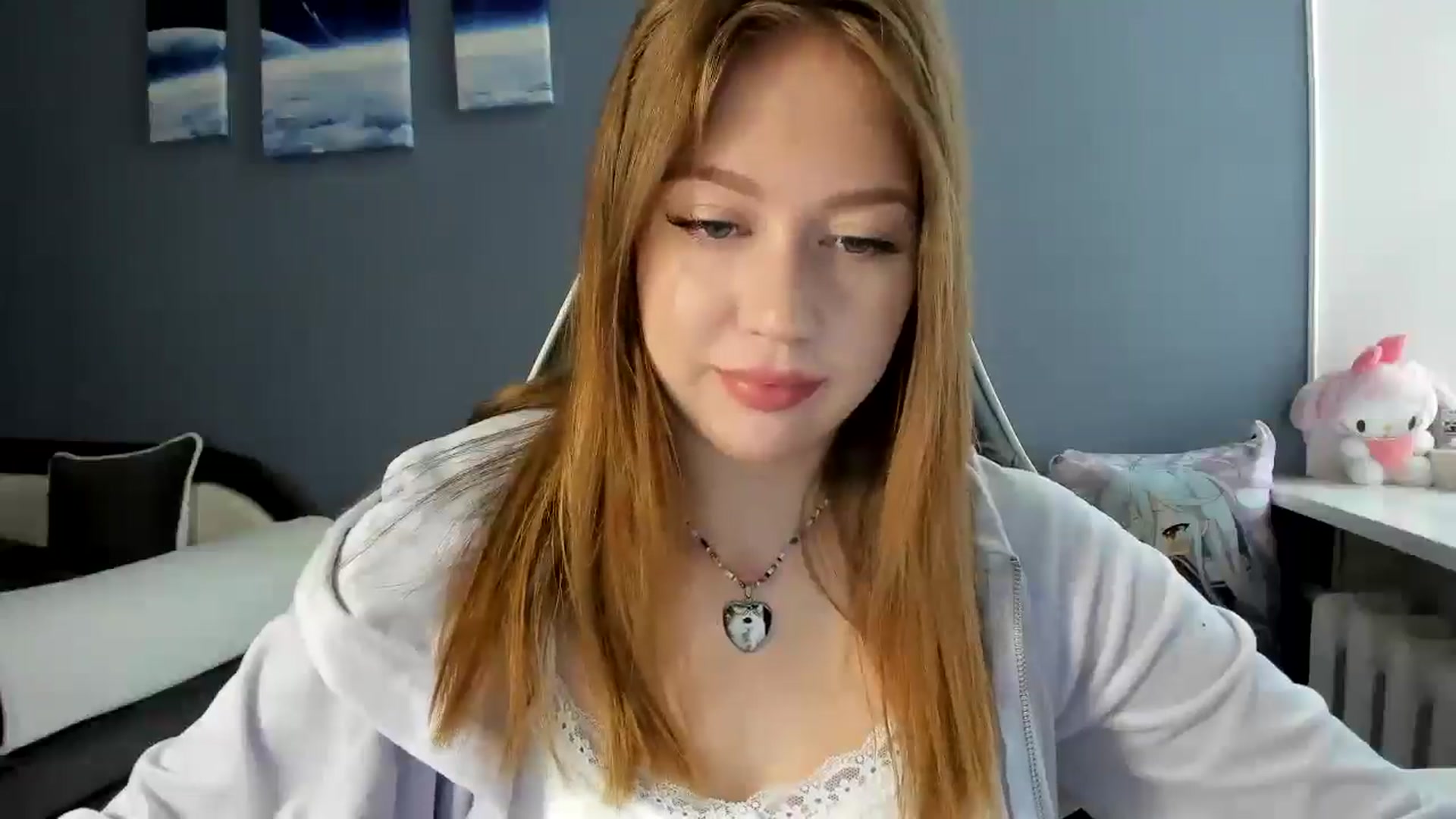 Gallery image thumbnail from RoboSasha's myfreecams stream on, 07/06/2025, 12:29 image 12 of 20