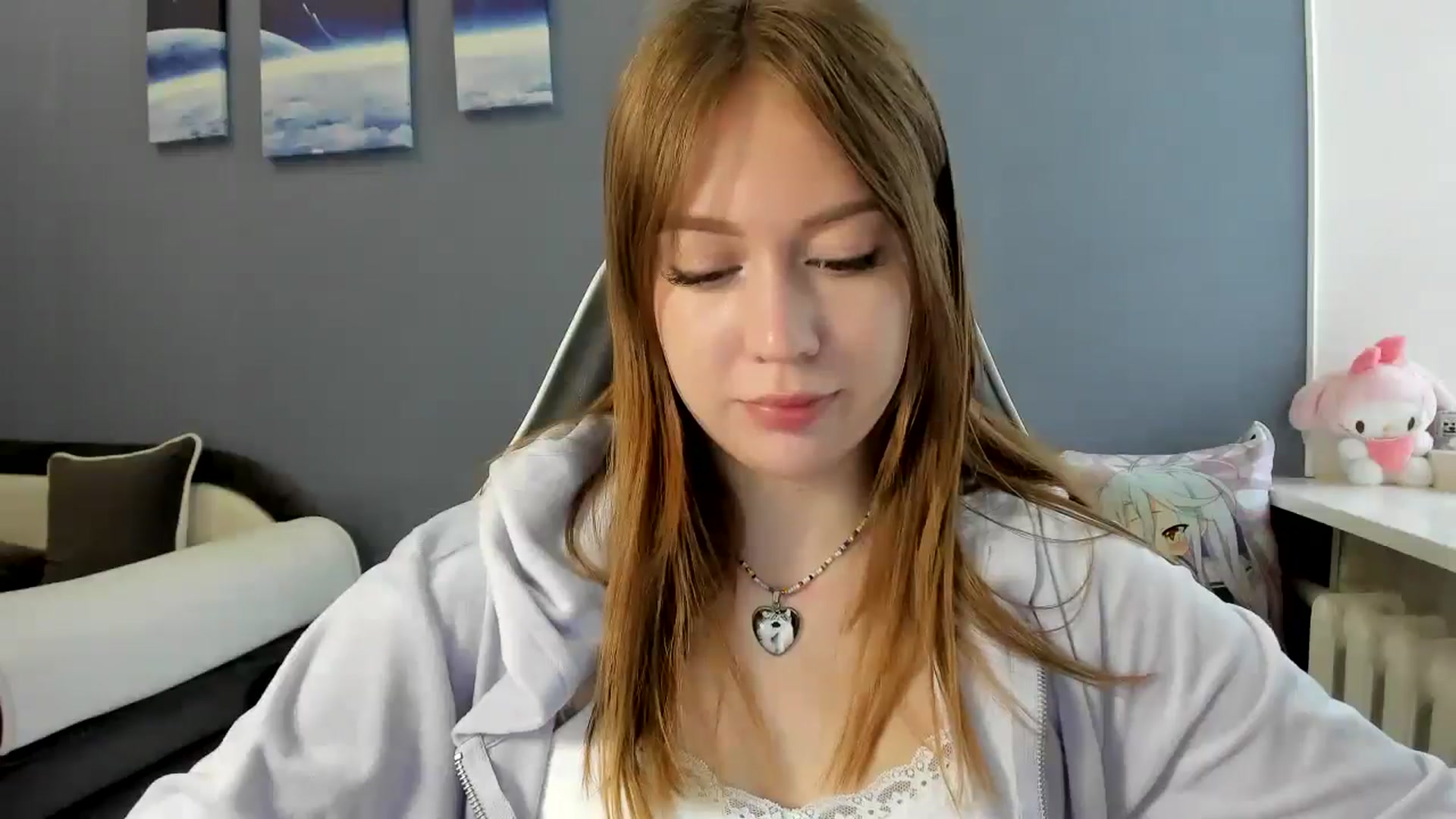 Gallery image thumbnail from RoboSasha's myfreecams stream on, 07/07/2025, 12:13 image 12 of 20