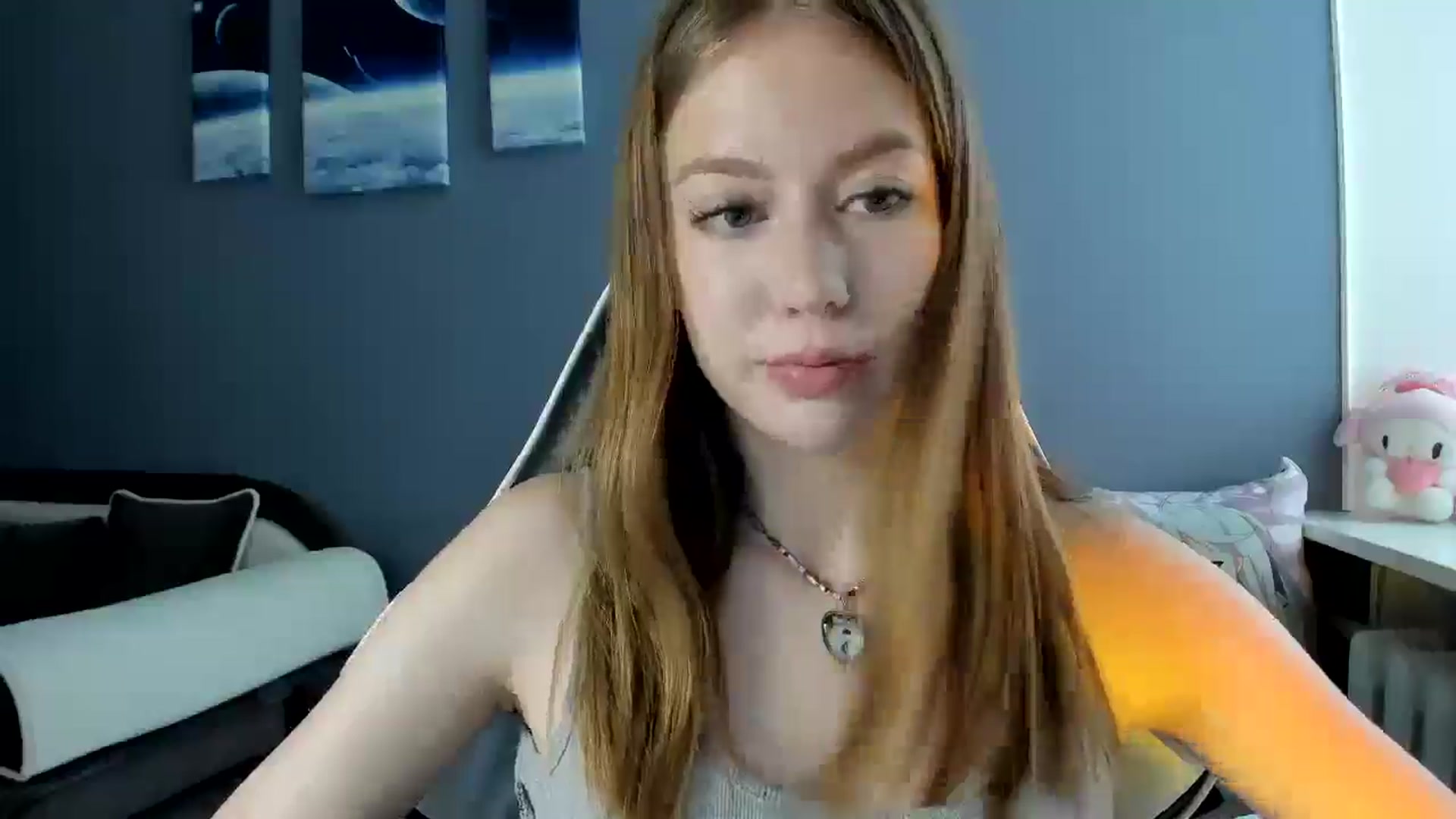 Gallery image thumbnail from RoboSasha's myfreecams stream on, 07/17/2025, 11:51 image 11 of 20