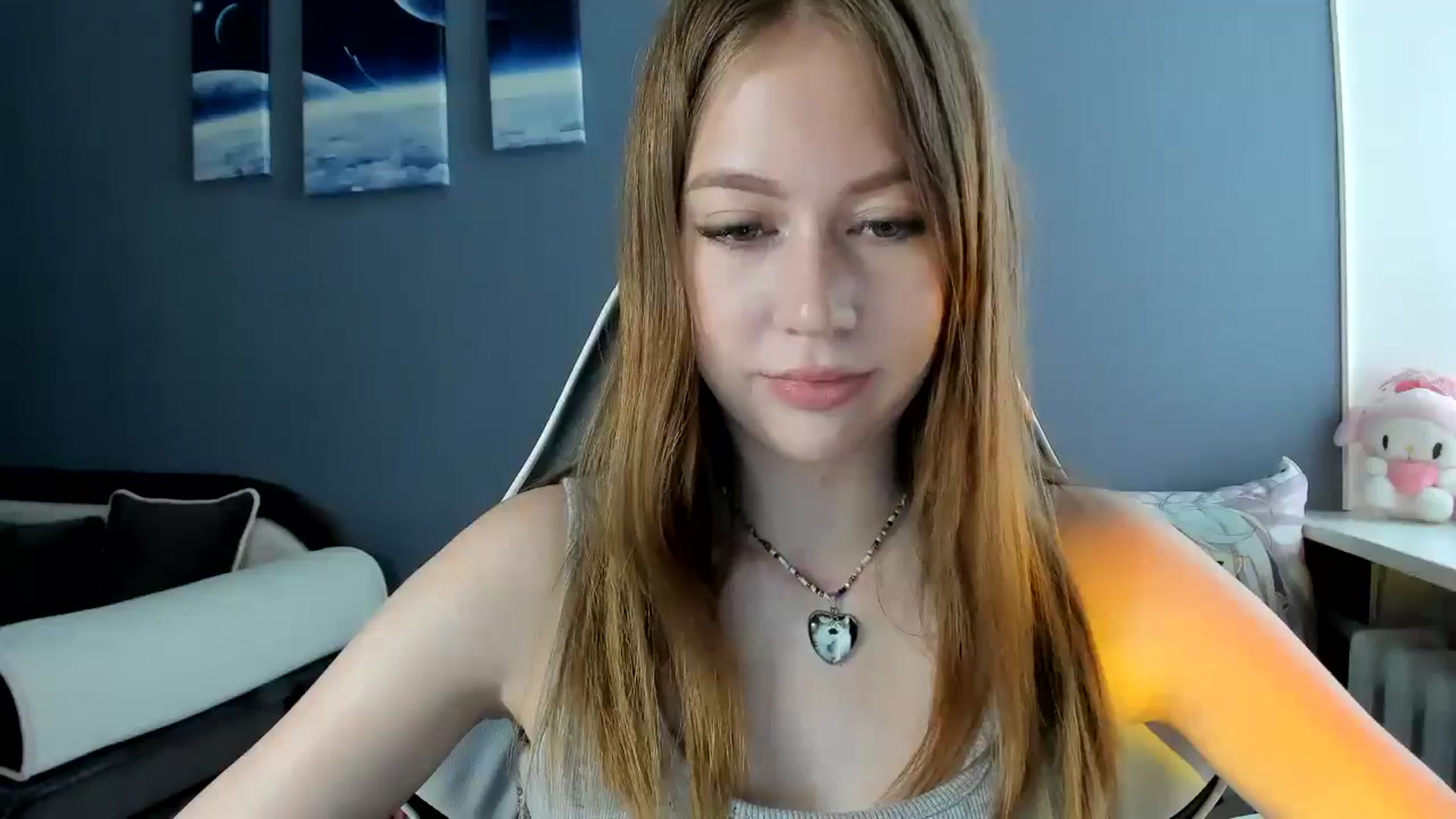 Gallery image thumbnail from RoboSasha's myfreecams stream on, 07/17/2025, 11:51 image 17 of 20