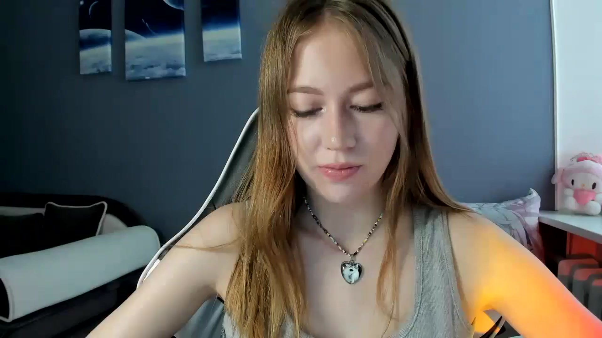 Gallery image thumbnail from RoboSasha's myfreecams stream on, 07/17/2025, 11:51 image 6 of 20