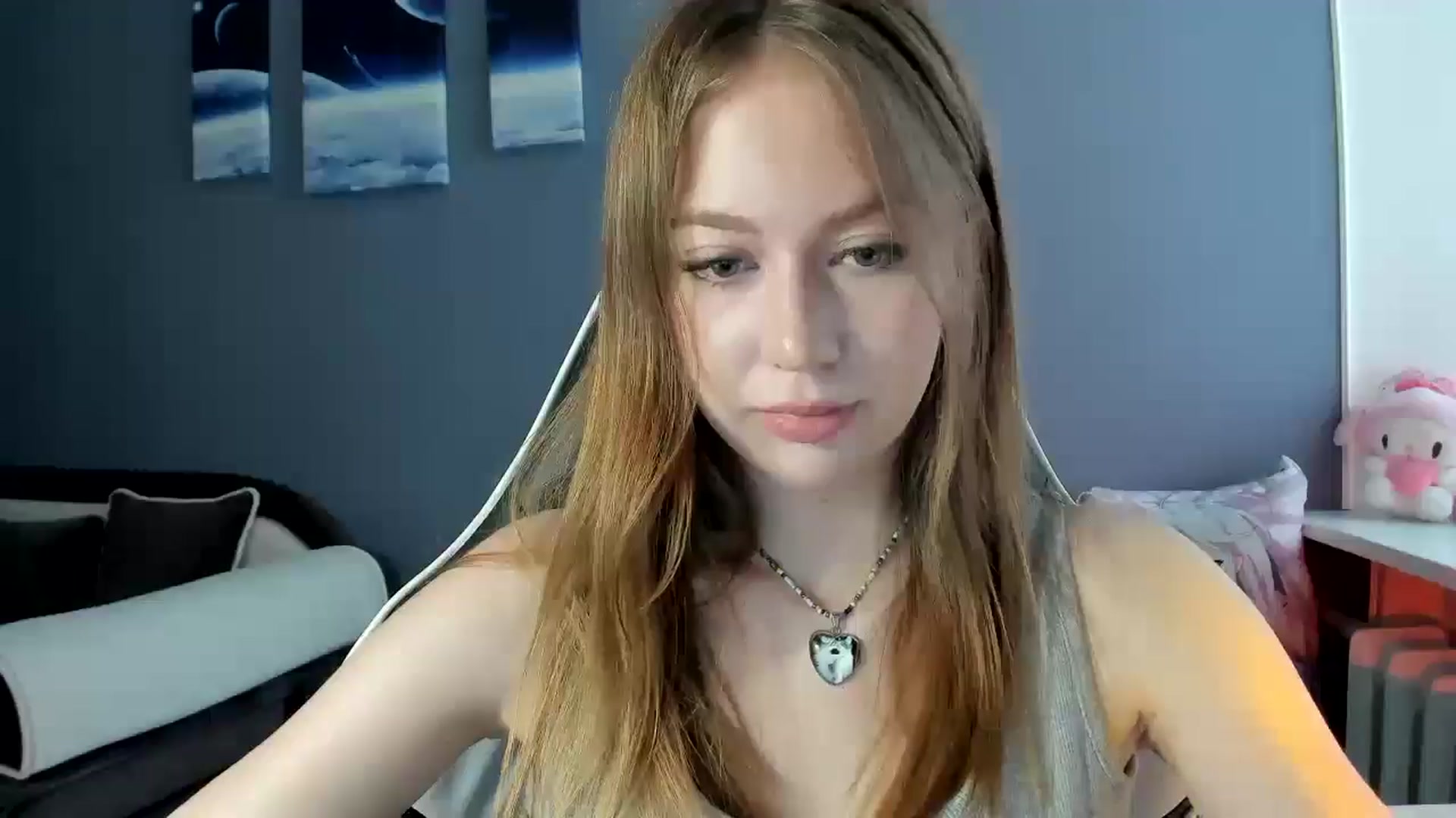 Gallery image thumbnail from RoboSasha's myfreecams stream on, 07/17/2025, 11:51 image 4 of 20