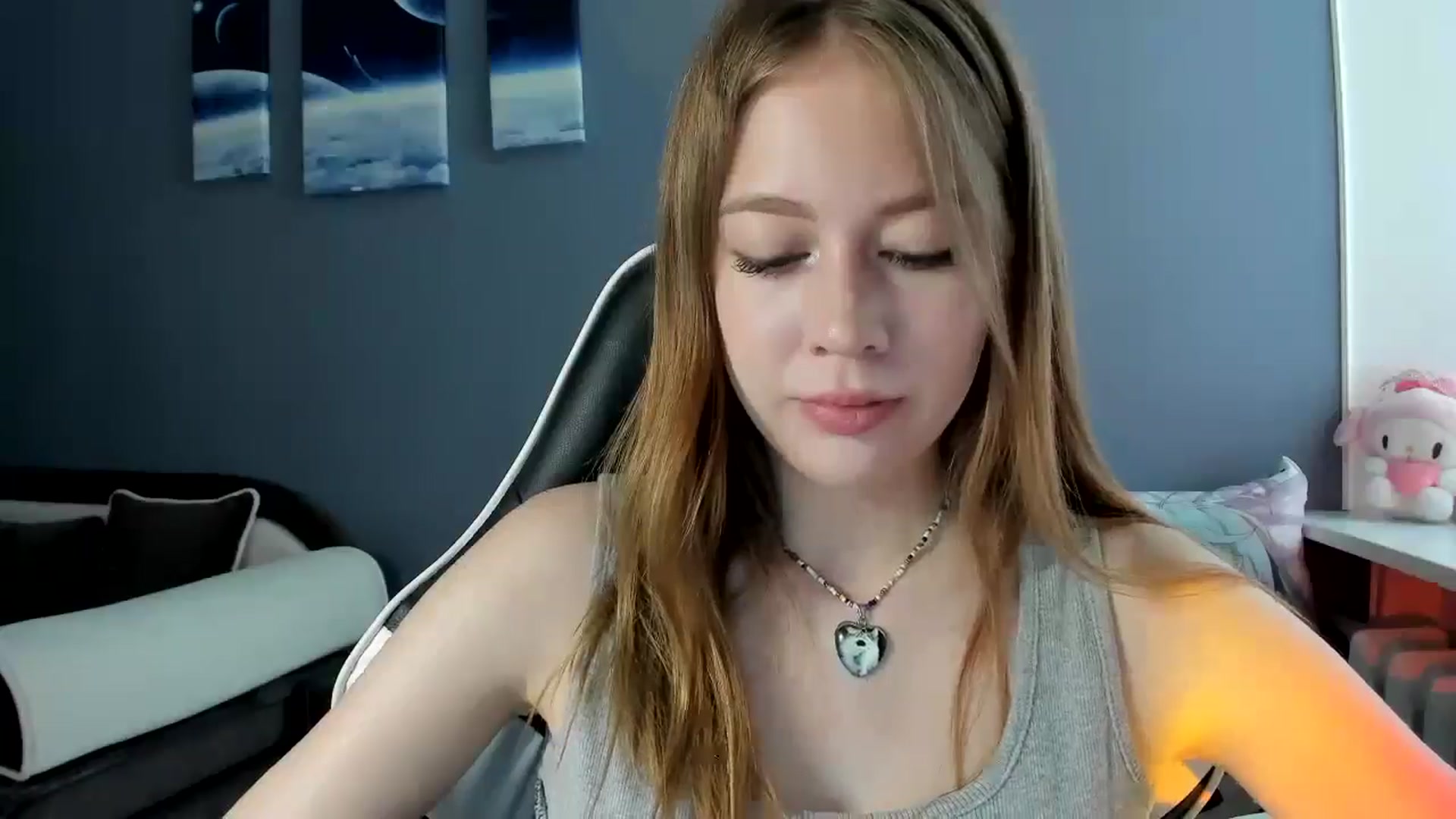 Gallery image thumbnail from RoboSasha's myfreecams stream on, 07/17/2025, 11:51 image 8 of 20