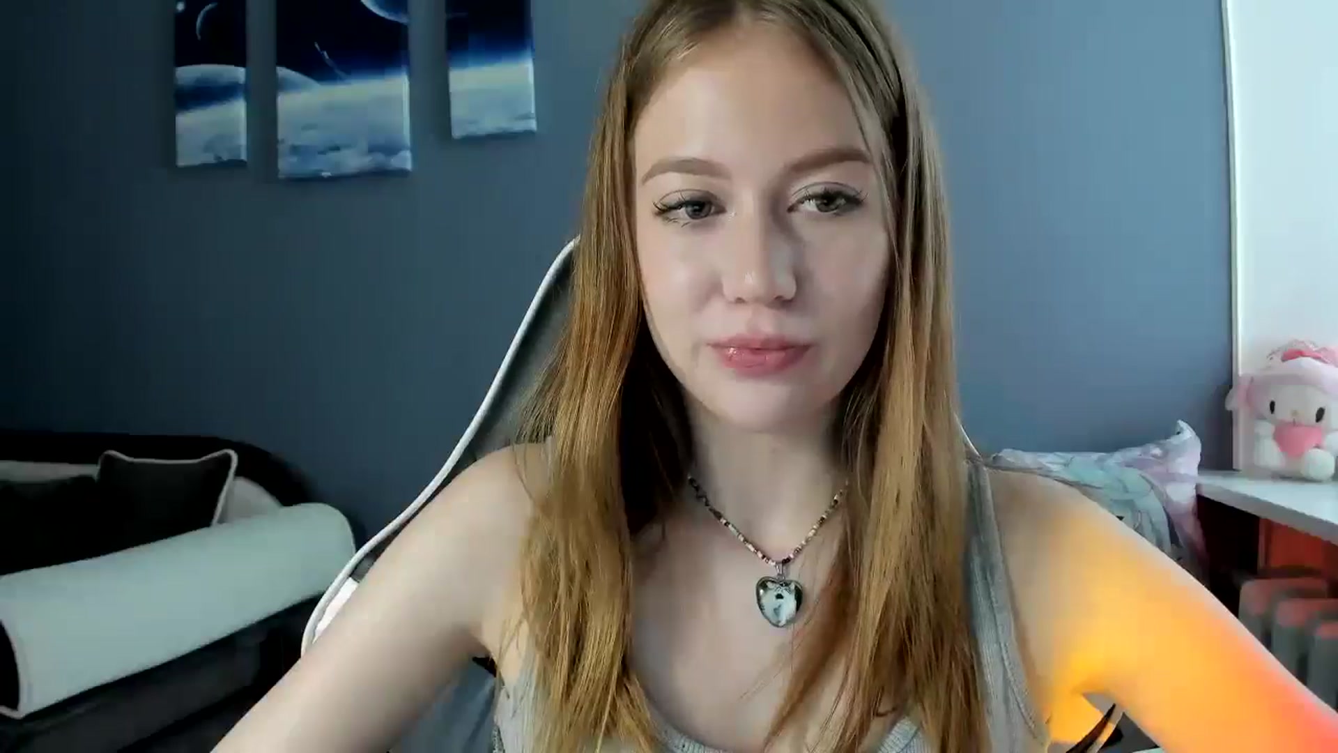 Gallery image thumbnail from RoboSasha's myfreecams stream on, 07/17/2025, 11:51 image 9 of 20