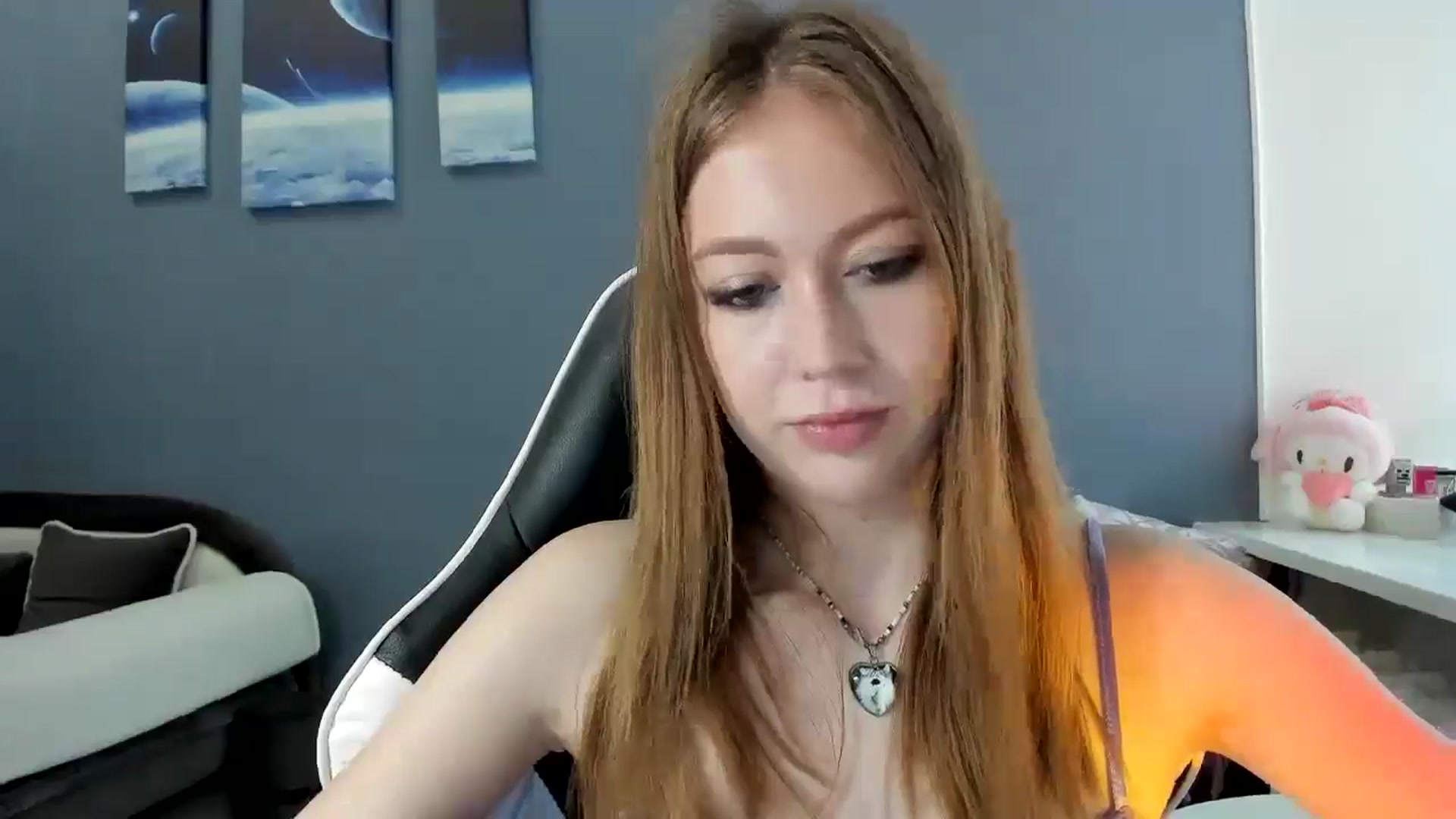 Gallery image thumbnail from RoboSasha's myfreecams stream on, 07/18/2025, 12:25 image 9 of 20