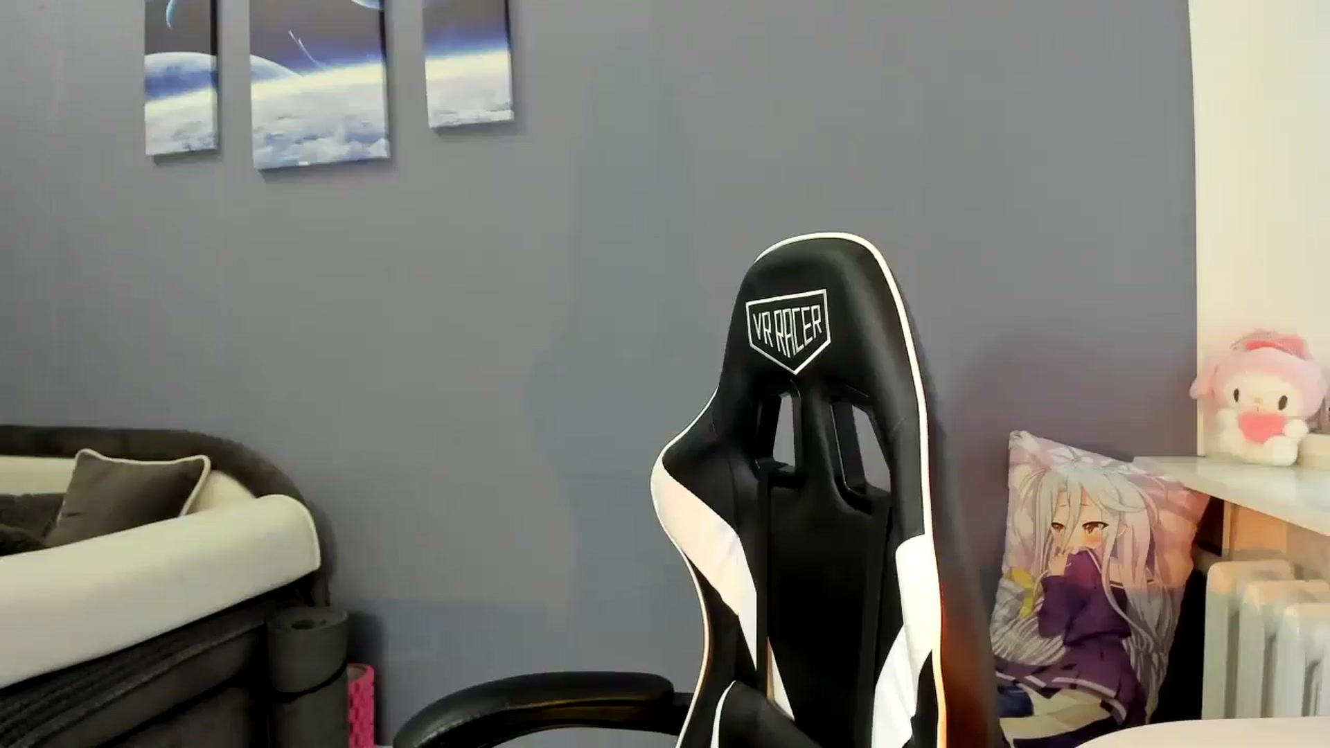 Gallery image thumbnail from RoboSasha's myfreecams stream on, 07/20/2025, 11:48 image 19 of 20