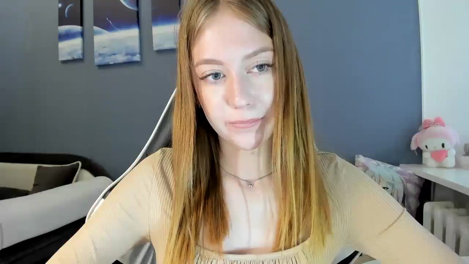 Gallery image thumbnail from RoboSasha's myfreecams stream on, 08/03/2025, 10:44 image 20 of 20