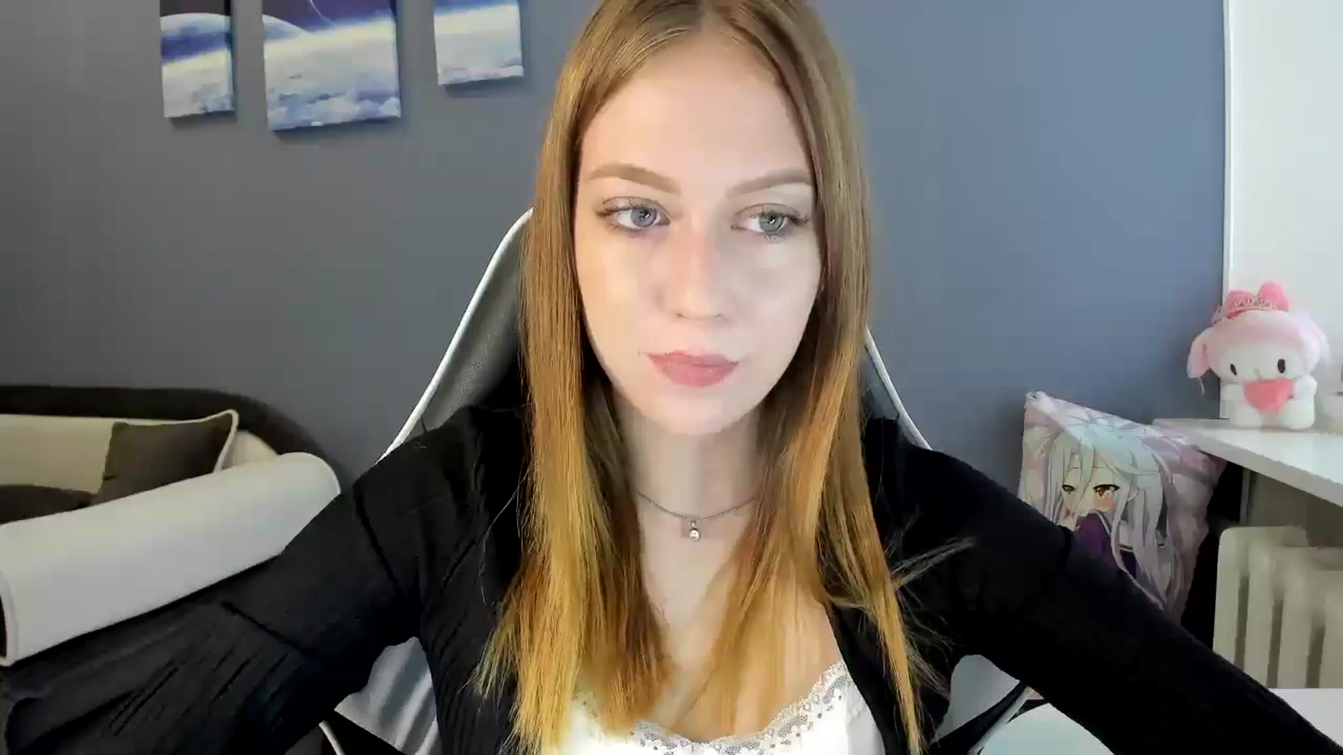 Gallery image thumbnail from RoboSasha's myfreecams stream on, 08/04/2025, 11:29 image 2 of 20