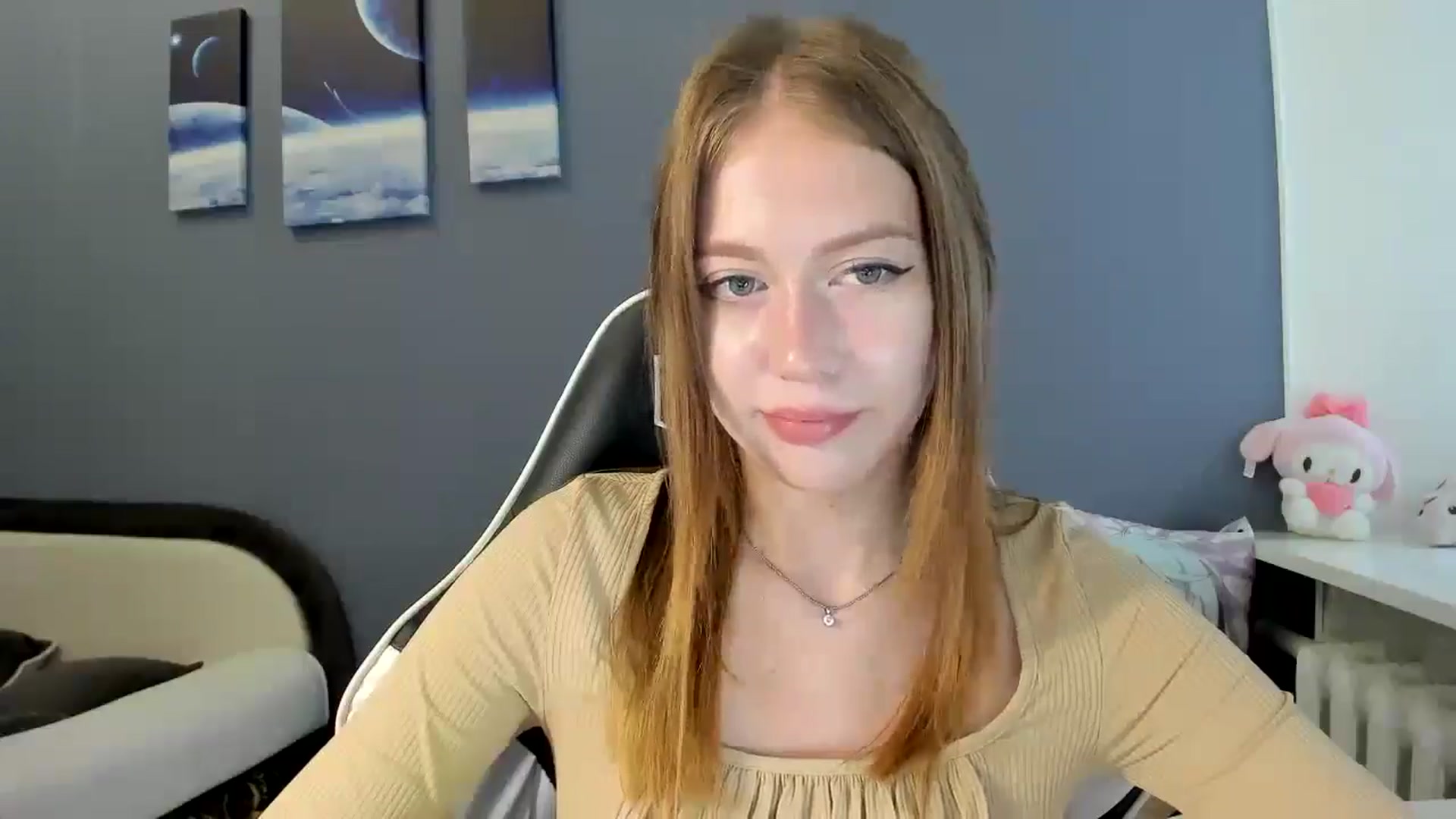 Gallery image thumbnail from RoboSasha's myfreecams stream on, 08/06/2025, 11:20 image 7 of 20