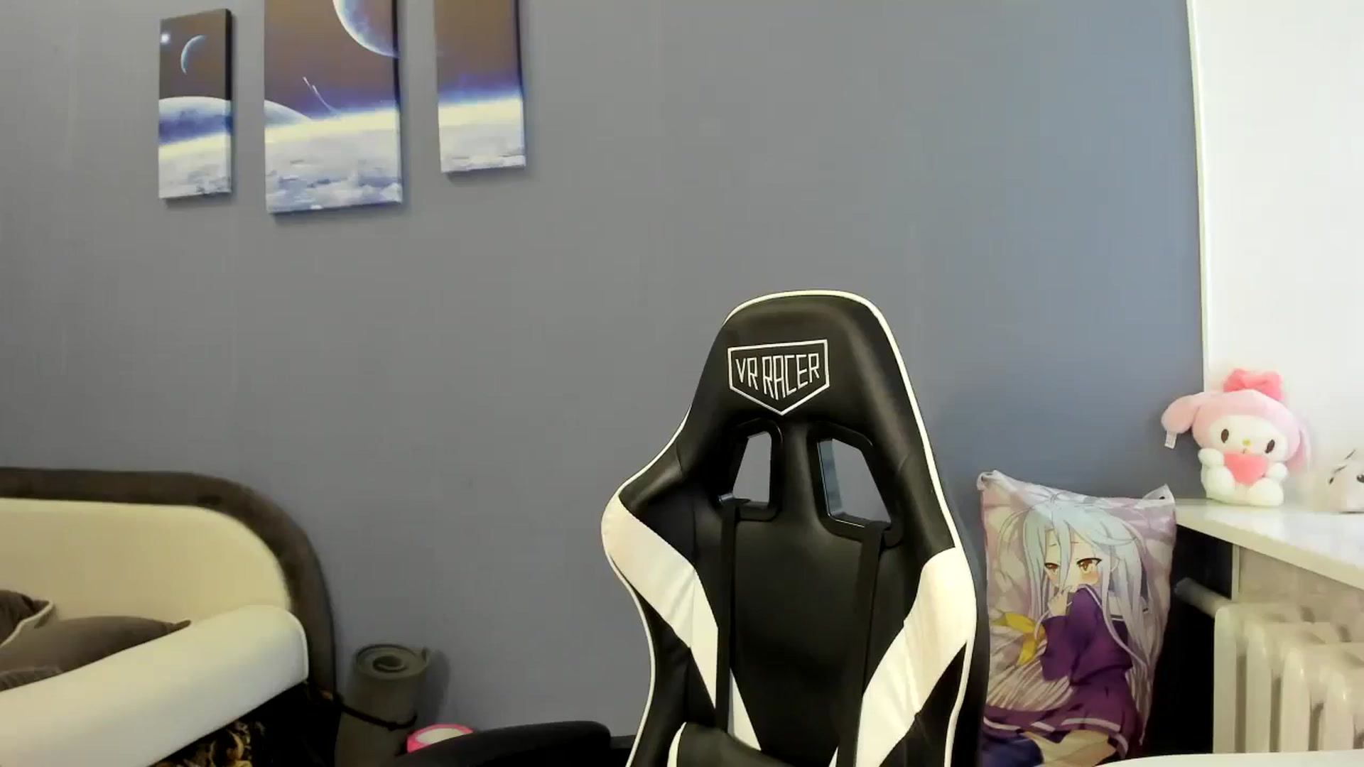 Gallery image thumbnail from RoboSasha's myfreecams stream on, 08/06/2025, 11:20 image 12 of 20