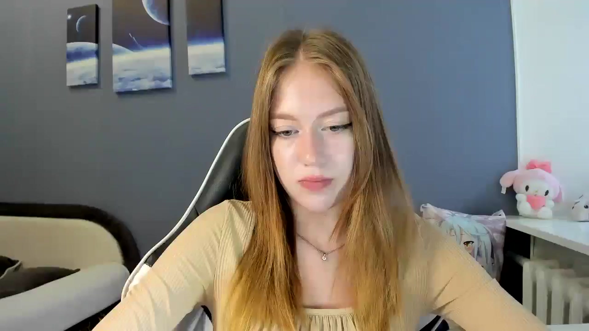 Gallery image thumbnail from RoboSasha's myfreecams stream on, 08/06/2025, 11:20 image 18 of 20