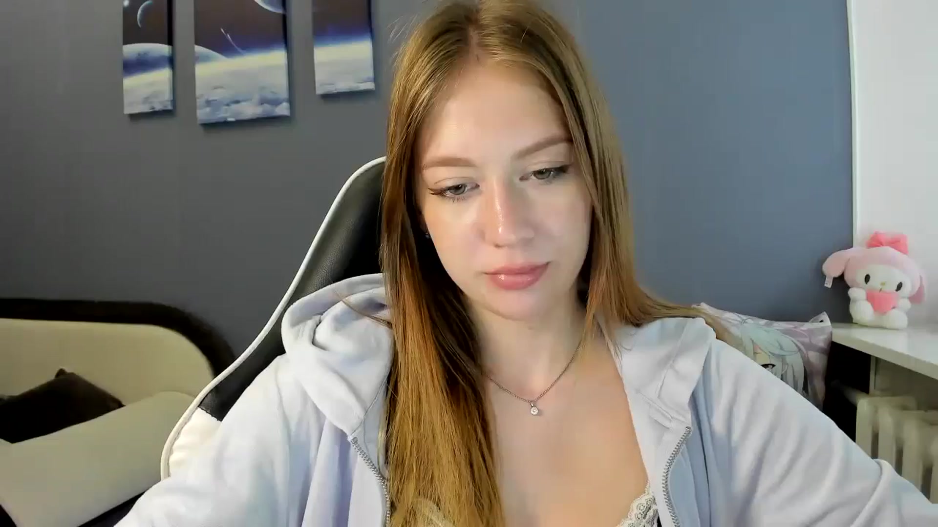 Gallery image thumbnail from RoboSasha's myfreecams stream on, 08/07/2025, 11:05 image 11 of 20