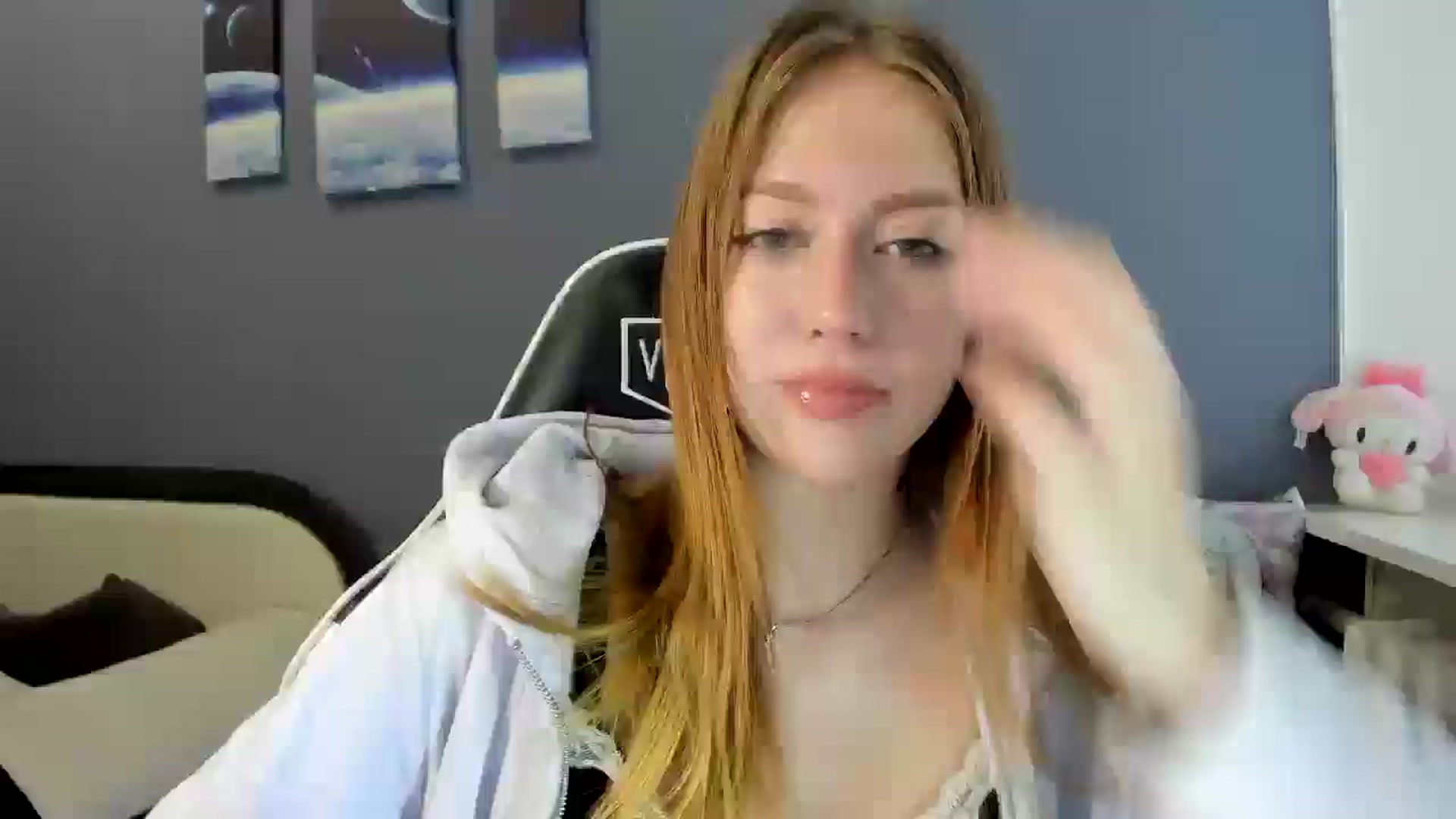 Gallery image thumbnail from RoboSasha's myfreecams stream on, 08/07/2025, 11:05 image 3 of 20