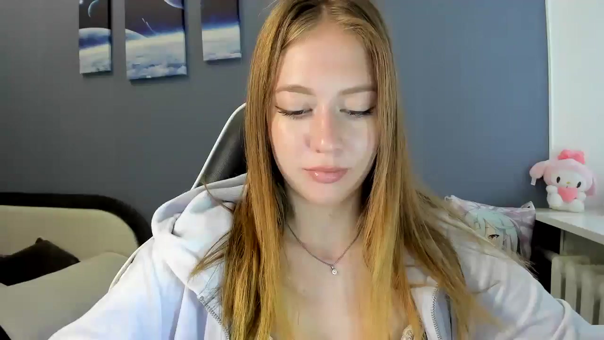 Gallery image thumbnail from RoboSasha's myfreecams stream on, 08/07/2025, 11:05 image 7 of 20