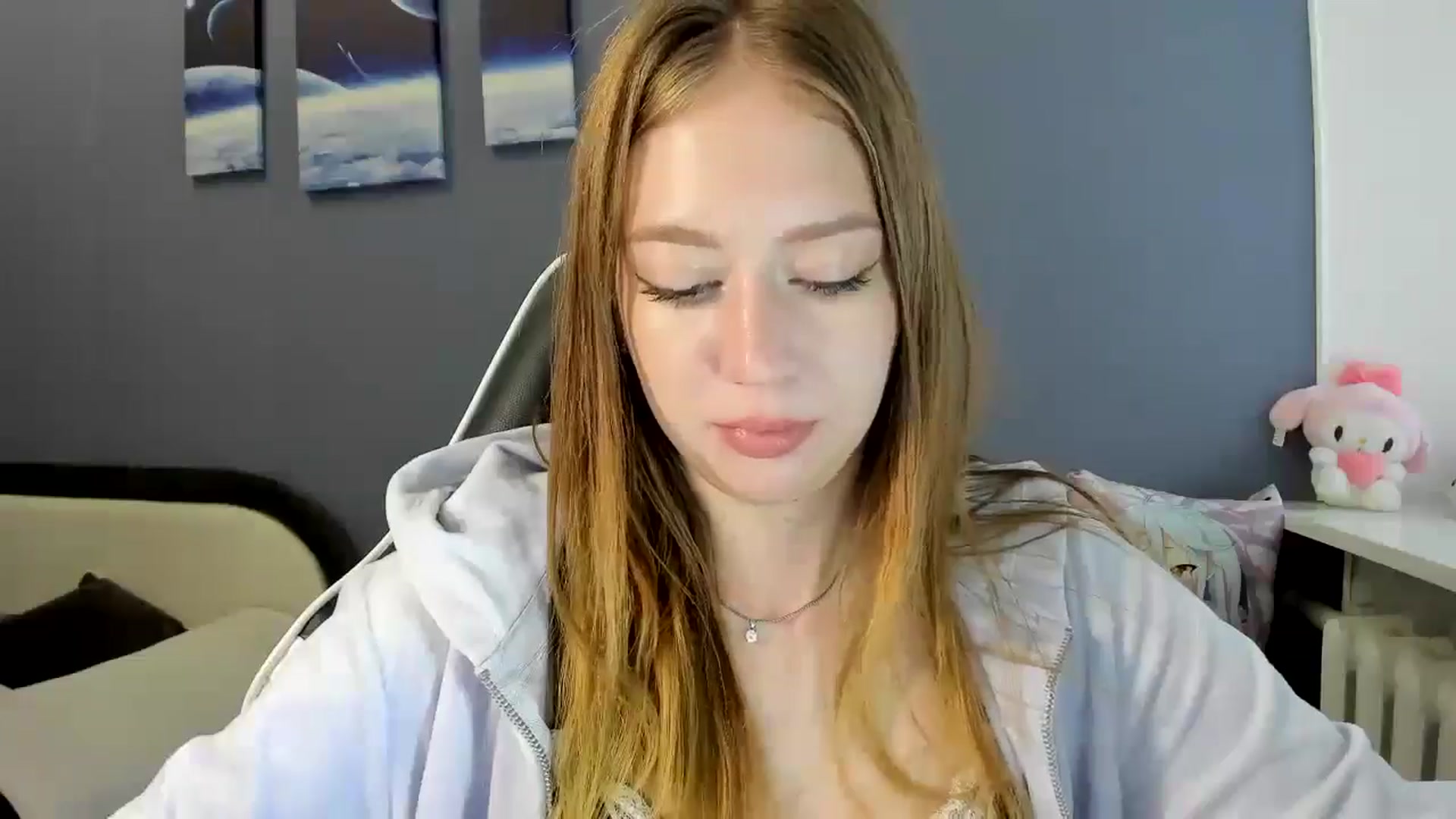 Gallery image thumbnail from RoboSasha's myfreecams stream on, 08/07/2025, 11:05 image 4 of 20
