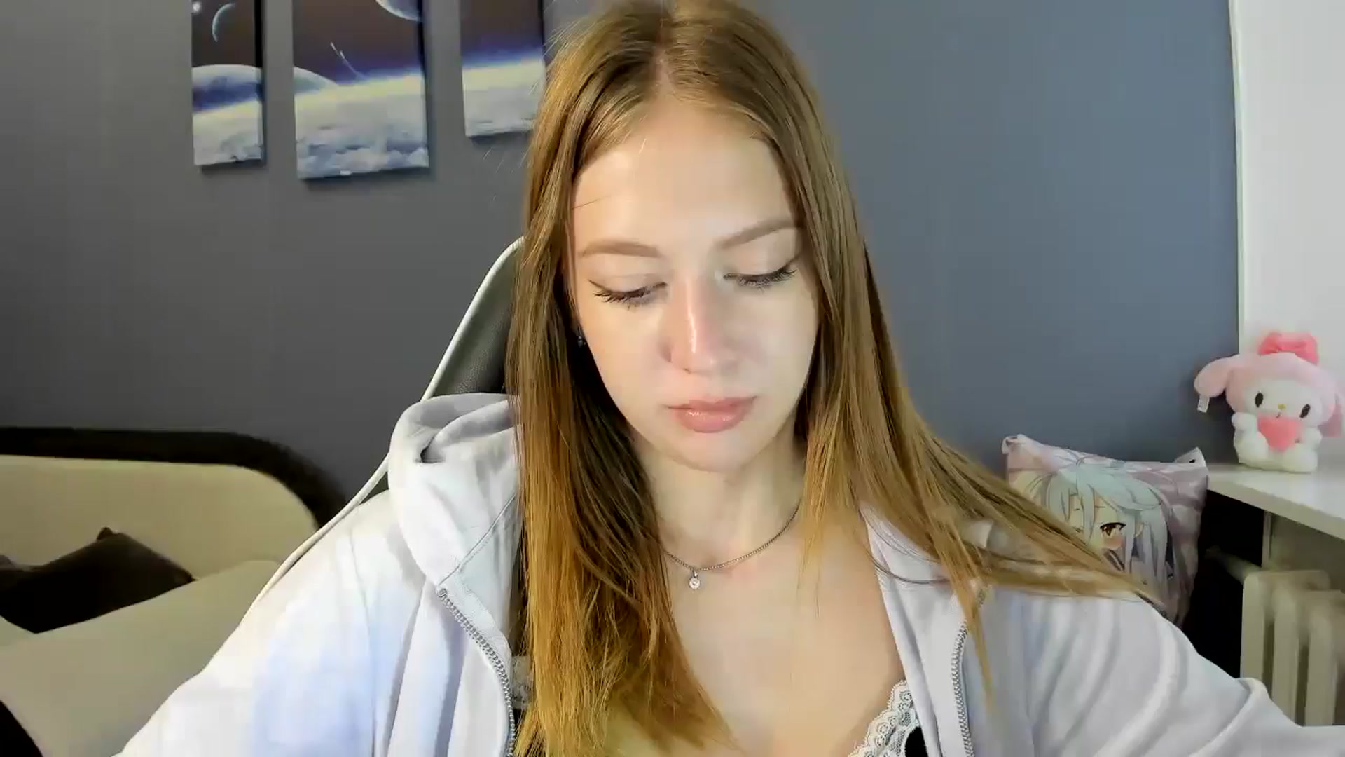 Gallery image thumbnail from RoboSasha's myfreecams stream on, 08/07/2025, 11:05 image 1 of 20