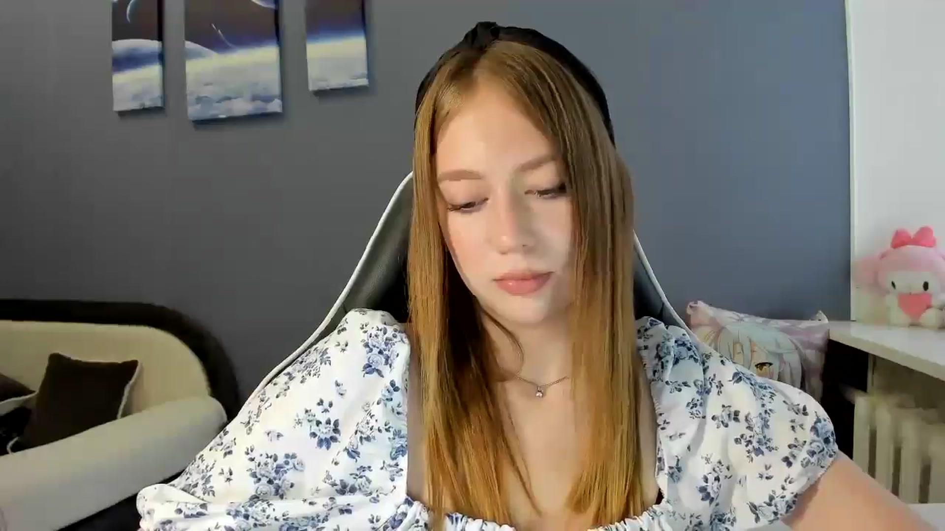 Gallery image thumbnail from RoboSasha's myfreecams stream on, 08/08/2025, 11:14 image 13 of 20