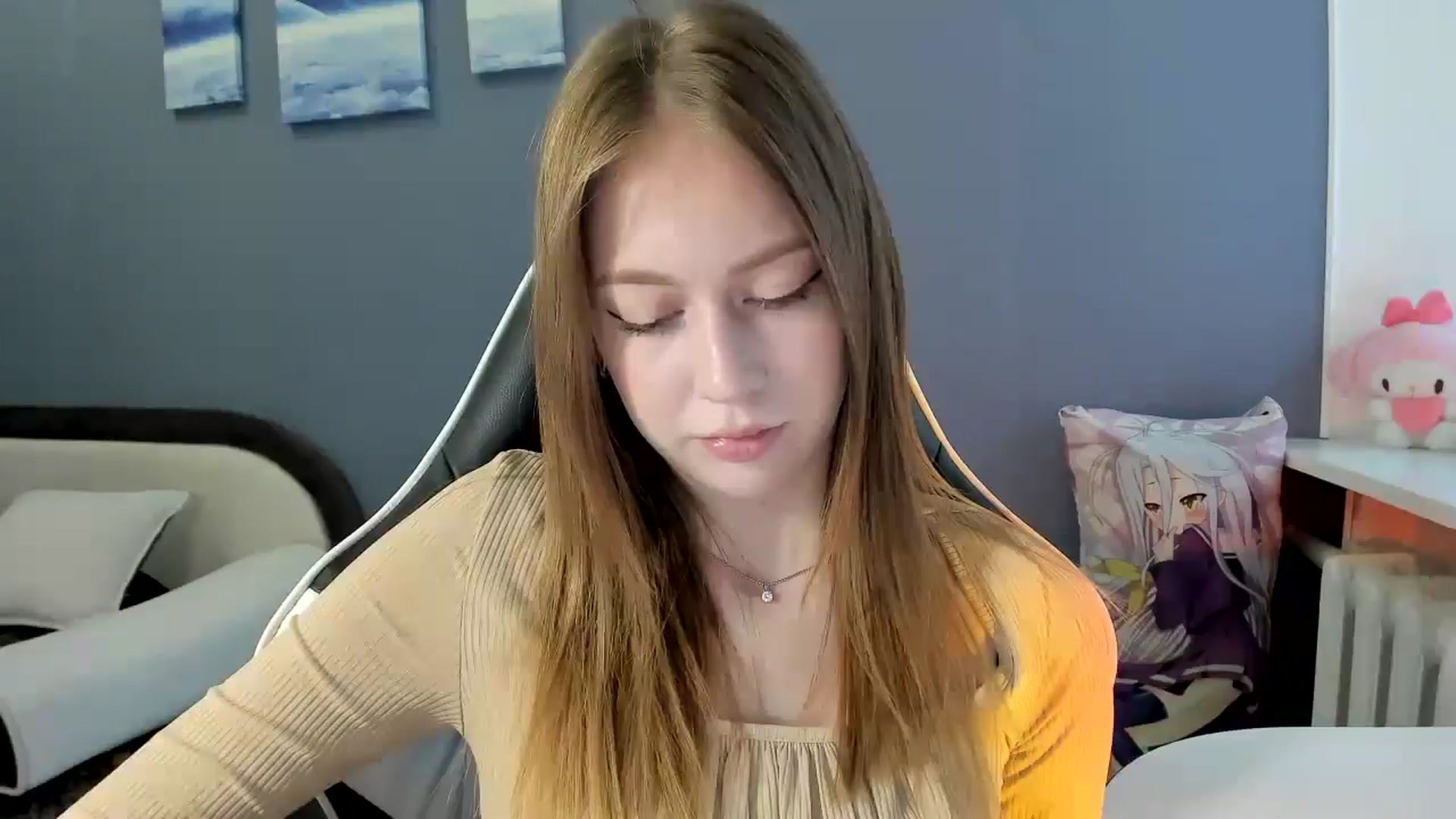 Gallery image thumbnail from RoboSasha's myfreecams stream on, 08/10/2025, 12:22 image 6 of 20