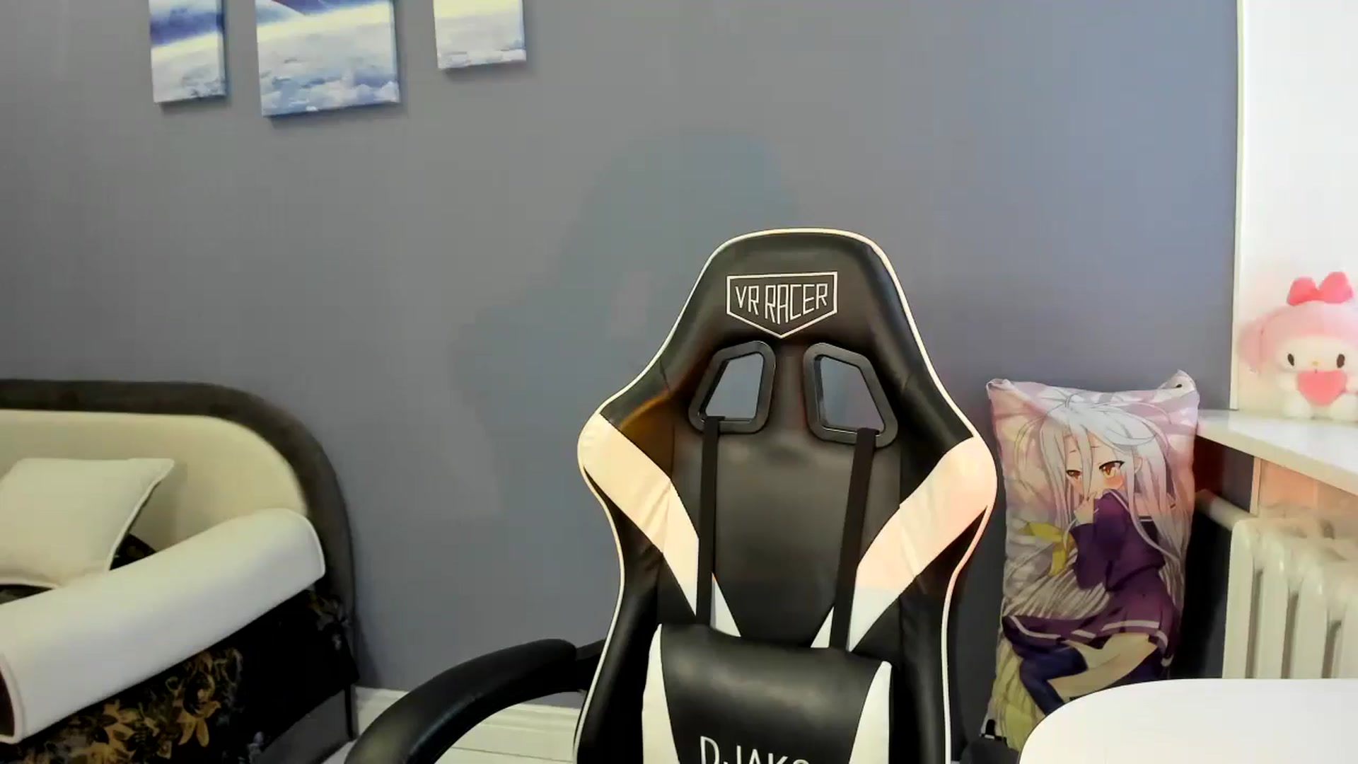 Gallery image thumbnail from RoboSasha's myfreecams stream on, 08/10/2025, 12:22 image 15 of 20