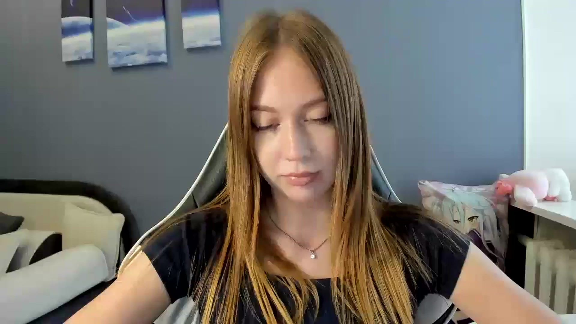 Gallery image thumbnail from RoboSasha's myfreecams stream on, 08/11/2025, 12:54 image 18 of 20