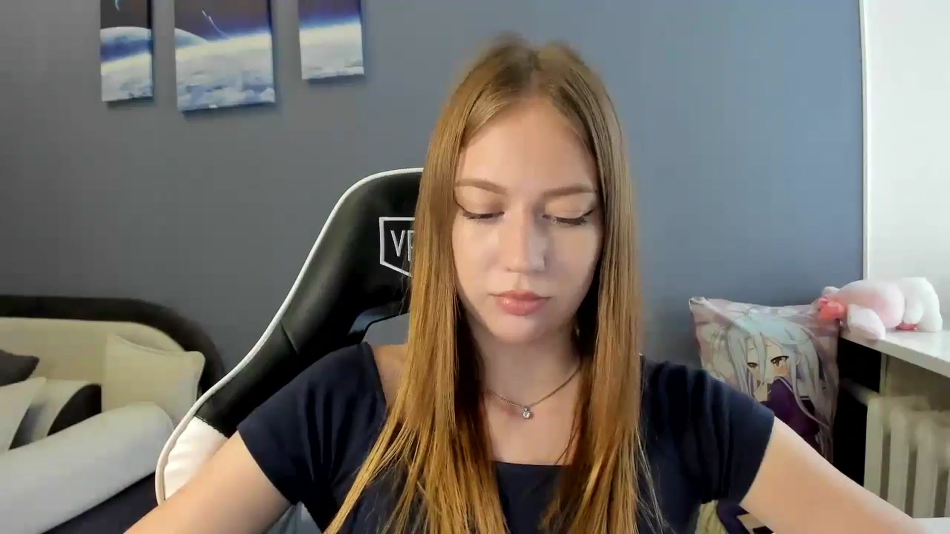 Gallery image thumbnail from RoboSasha's myfreecams stream on, 08/11/2025, 12:54 image 9 of 20
