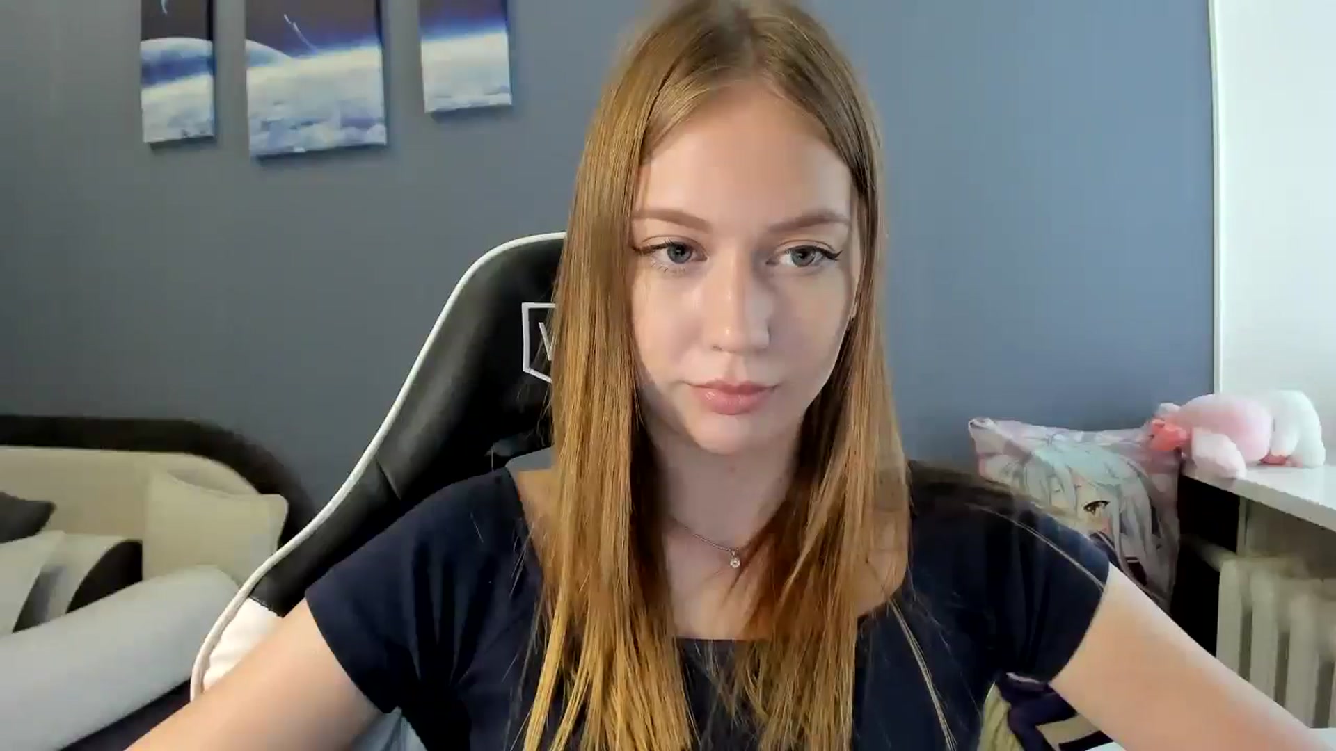 Gallery image thumbnail from RoboSasha's myfreecams stream on, 08/11/2025, 12:54 image 11 of 20