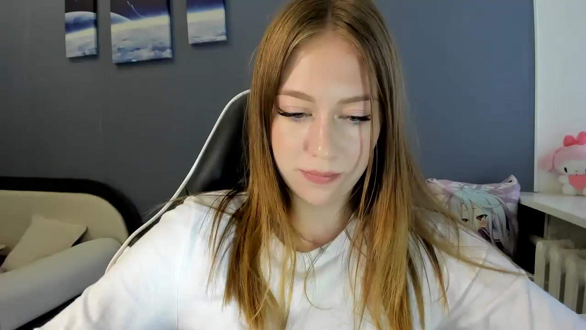 Gallery image thumbnail from RoboSasha's myfreecams stream on, 08/13/2025, 12:06 image 14 of 20