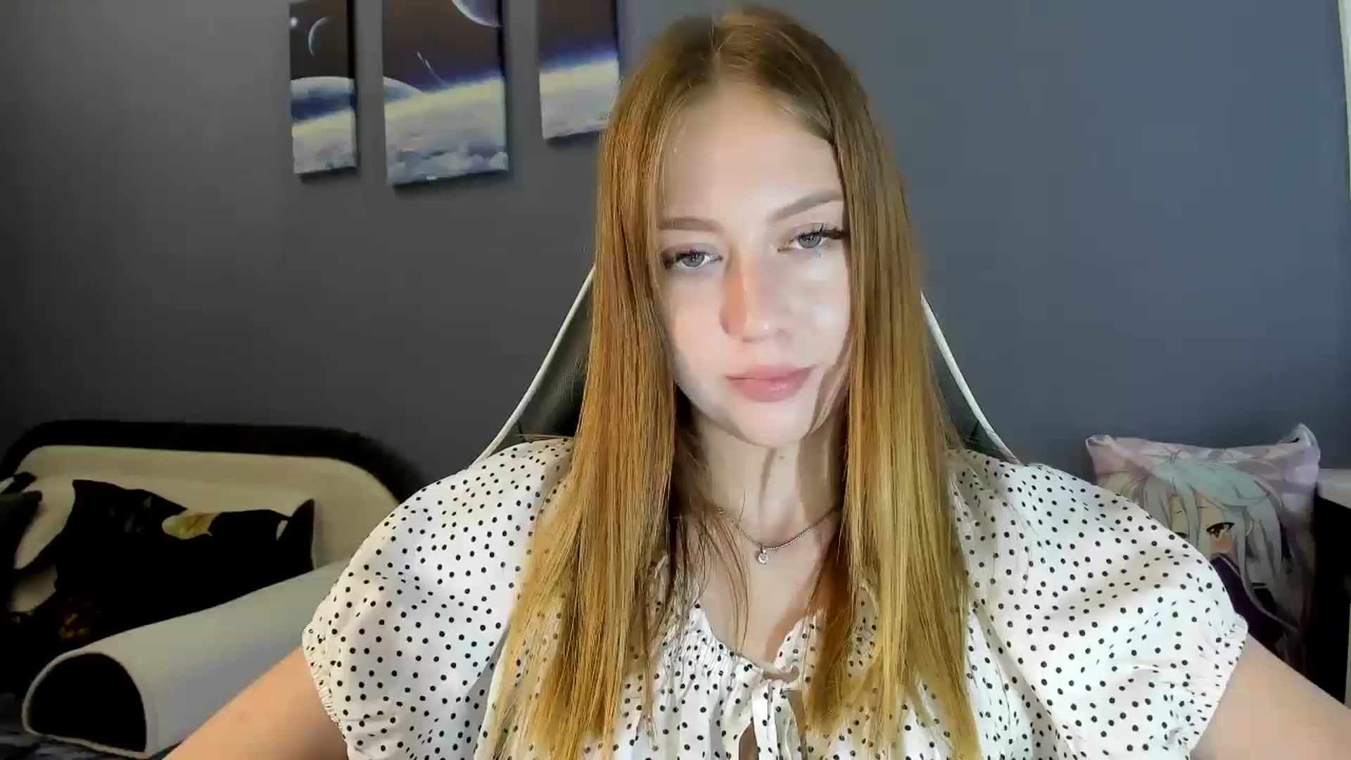 Gallery image thumbnail from RoboSasha's myfreecams stream on, 08/14/2025, 11:59 image 13 of 20