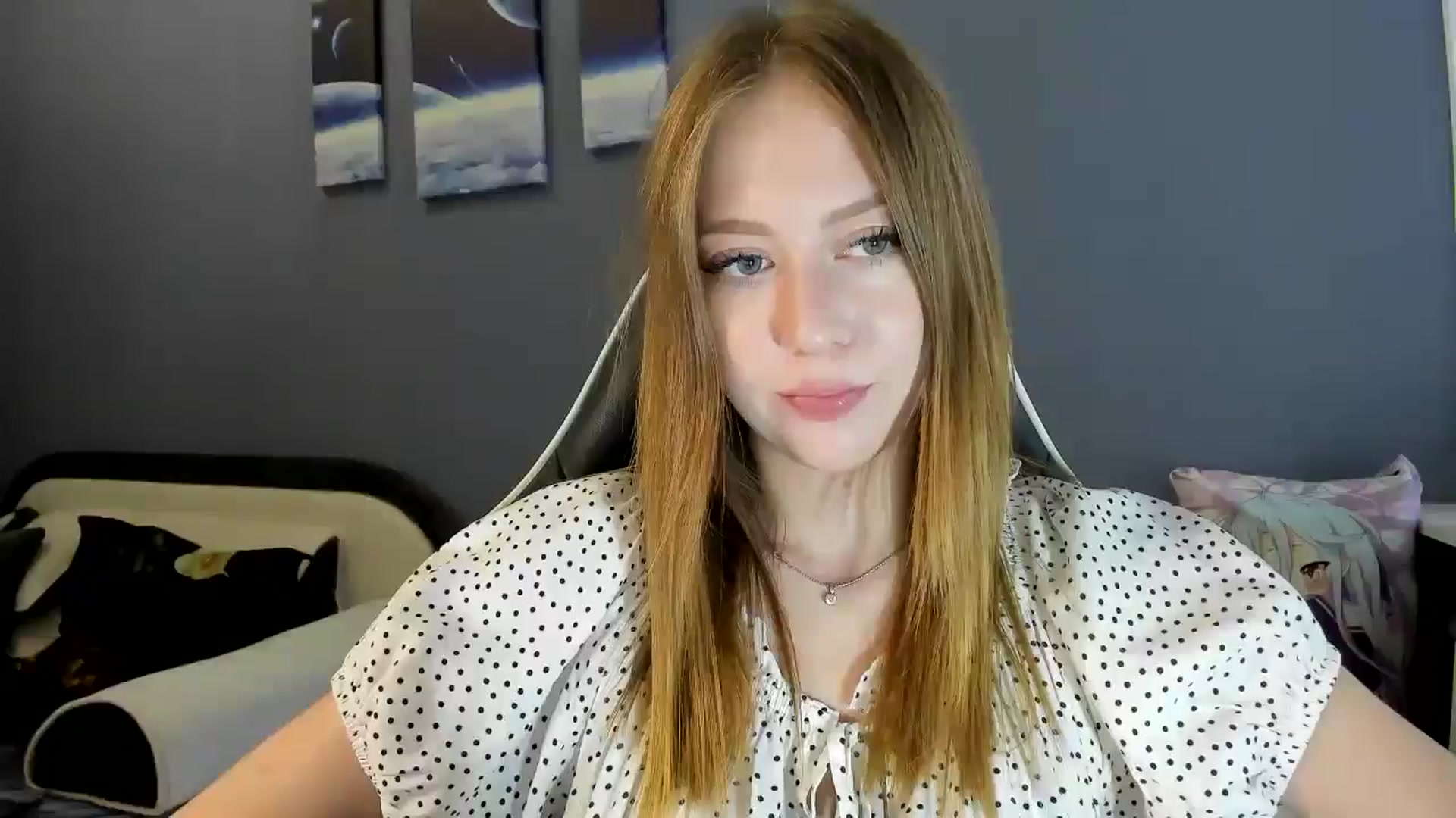 Gallery image thumbnail from RoboSasha's myfreecams stream on, 08/14/2025, 11:59 image 7 of 20
