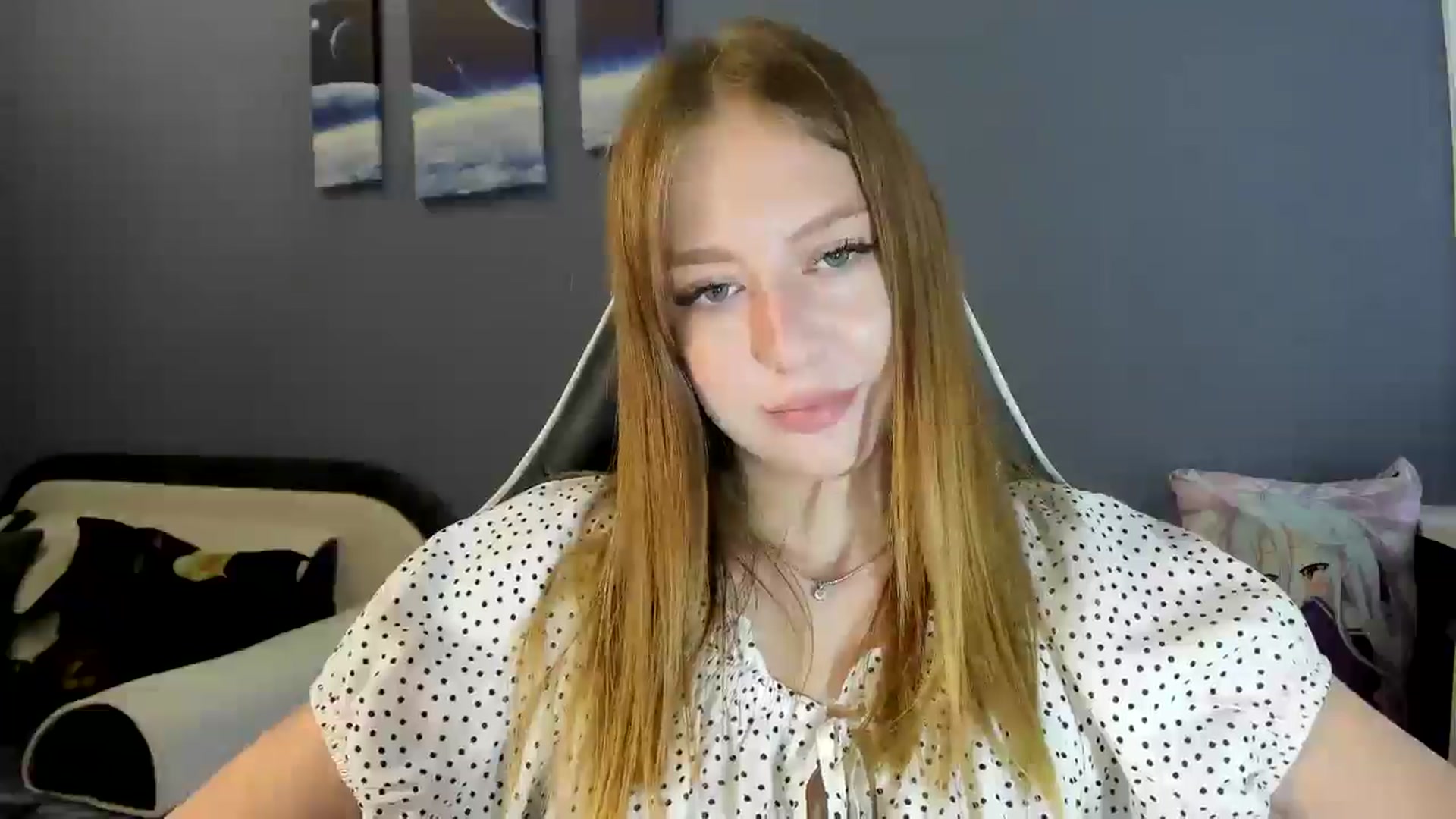 Gallery image thumbnail from RoboSasha's myfreecams stream on, 08/14/2025, 11:59 image 11 of 20