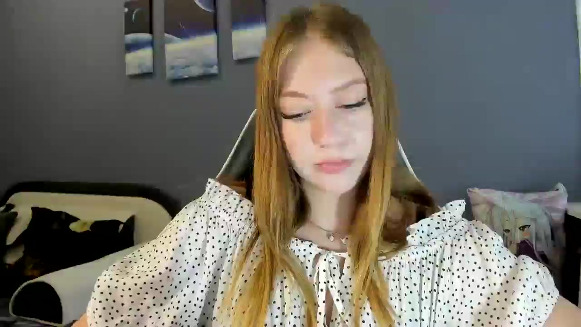 Gallery image thumbnail from RoboSasha's myfreecams stream on, 08/14/2025, 12:35 image 12 of 20