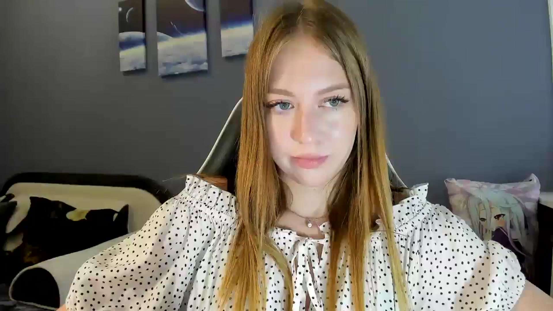 Gallery image thumbnail from RoboSasha's myfreecams stream on, 08/14/2025, 12:35 image 18 of 20
